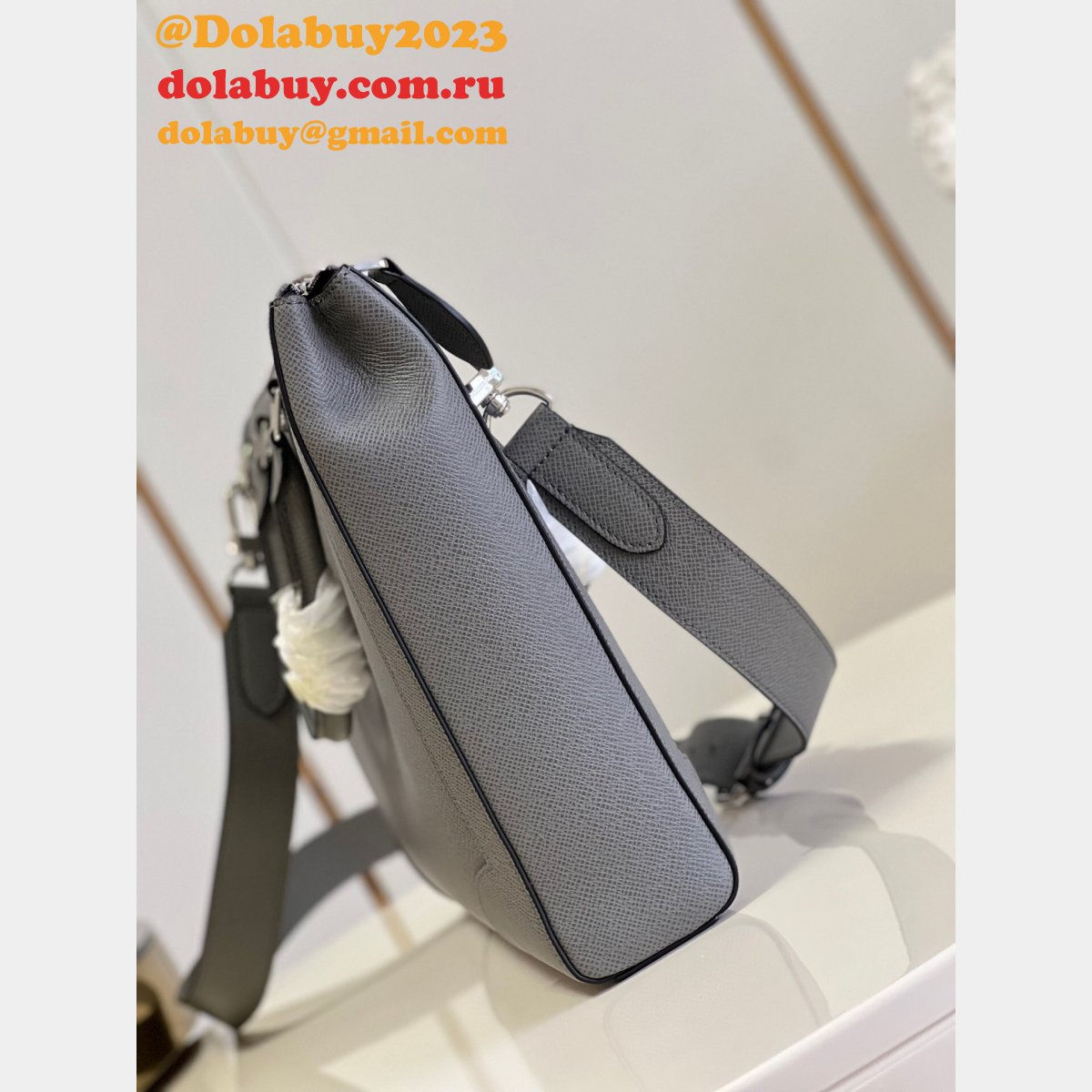 Louis Vuitton Copy Slim Briefcase Taiga Leather M30810 Men Bag