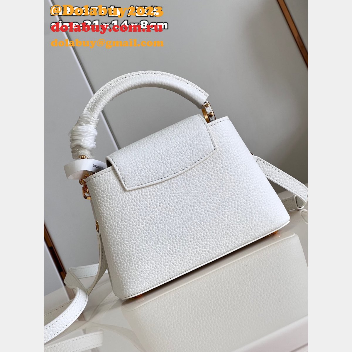 Capucines Louis Vuitton Knockoff M22375 Top Qualitys Bag