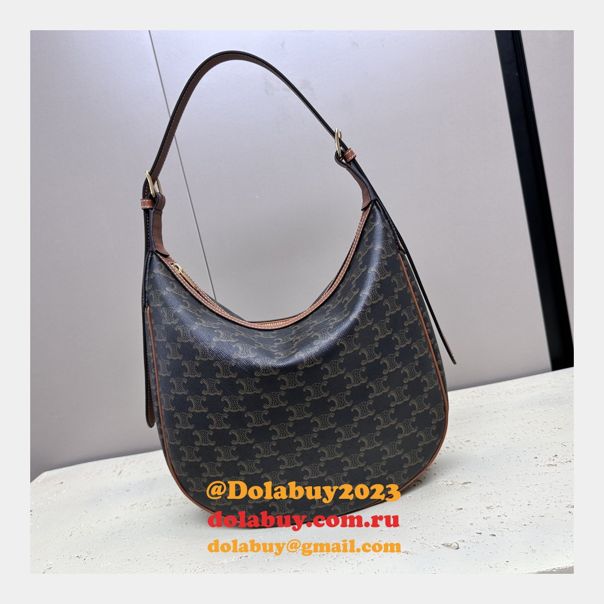 1:1 Mirror Heloise Cuir Triomphe 114712 Tan Knockoff Celine Bag
