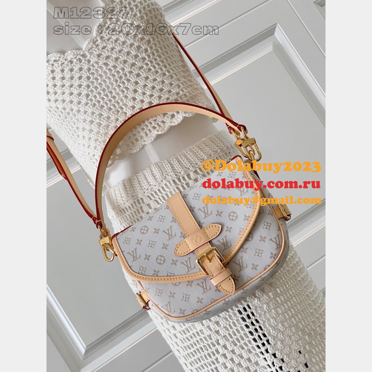 Designer Louis Vuitton Knockoff Saumur BB M12327 7 Star Bag