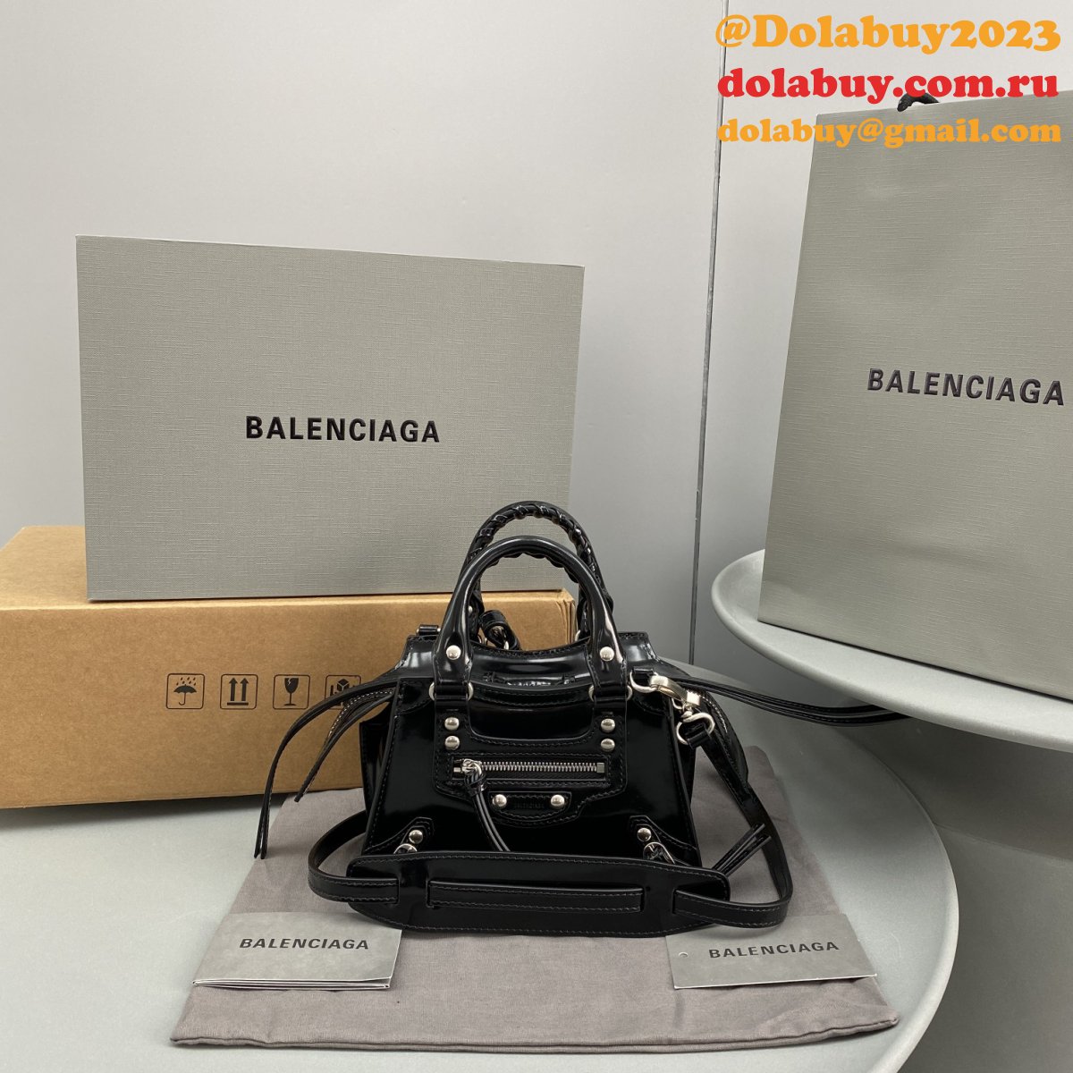 Designer balenciaga cuag Patent leather black
