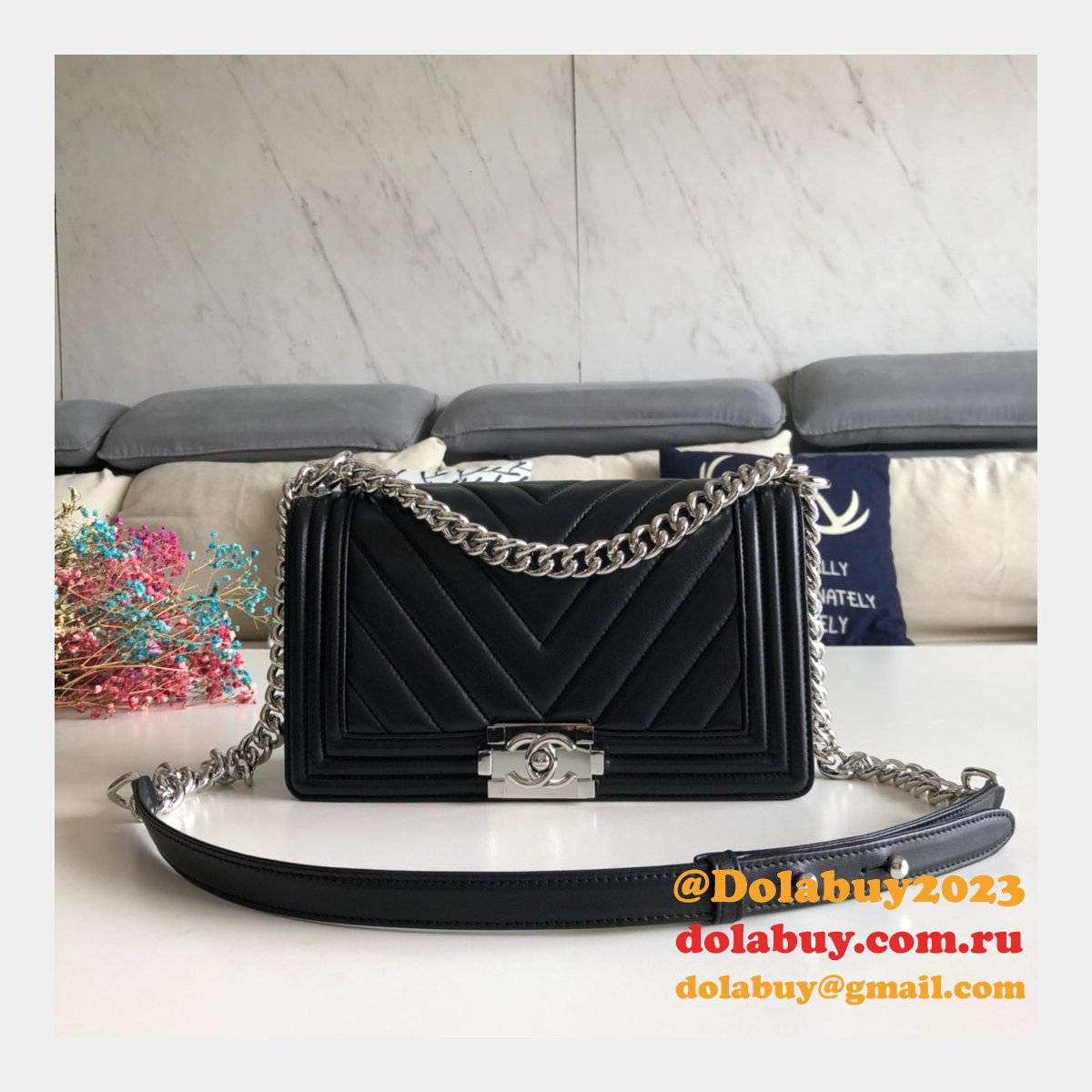 UK CC V Le Boy Top Quality Replica Black Bags Lambskin 25cm