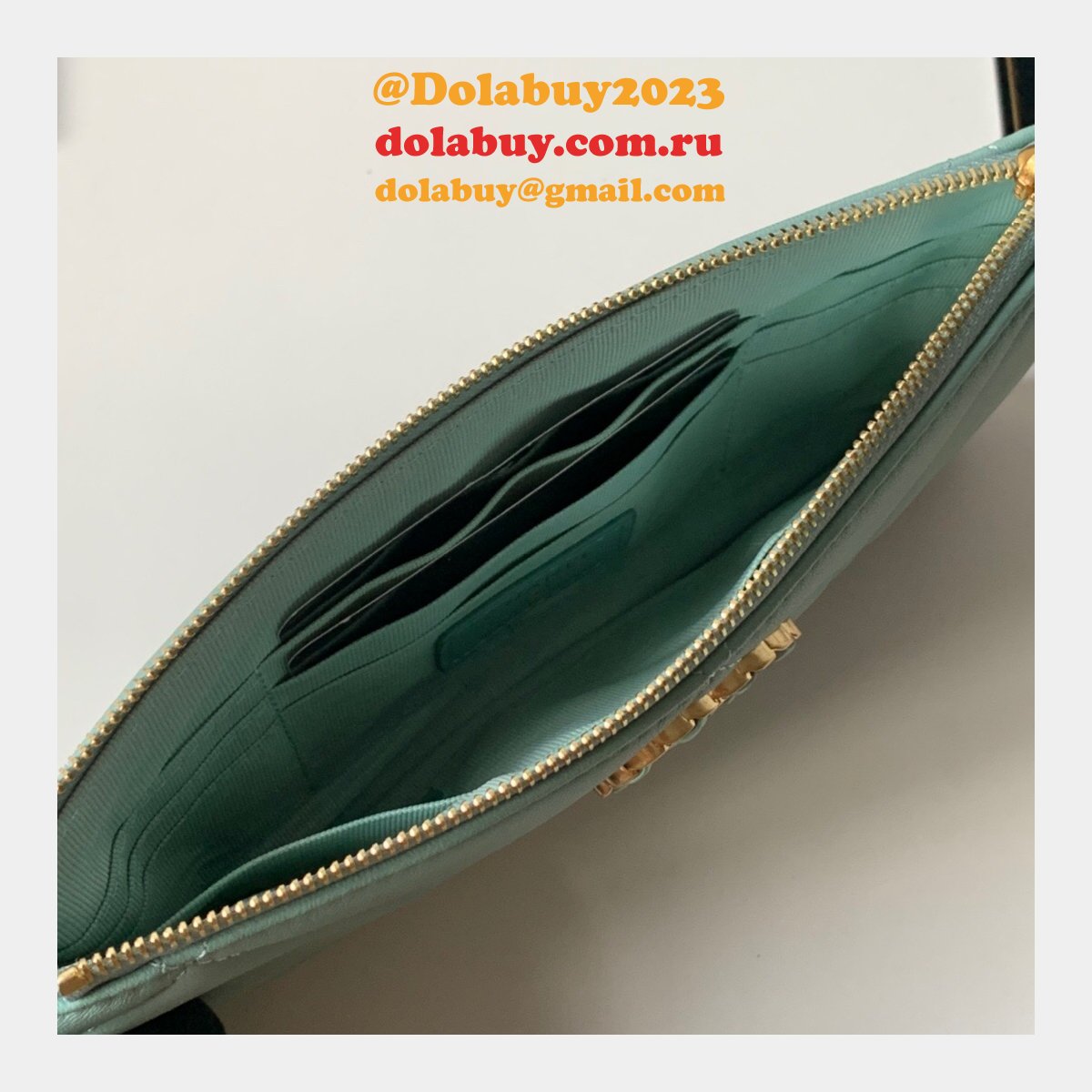 Hot Replica 19 Lambskin Small Pouch AP1059 Bag