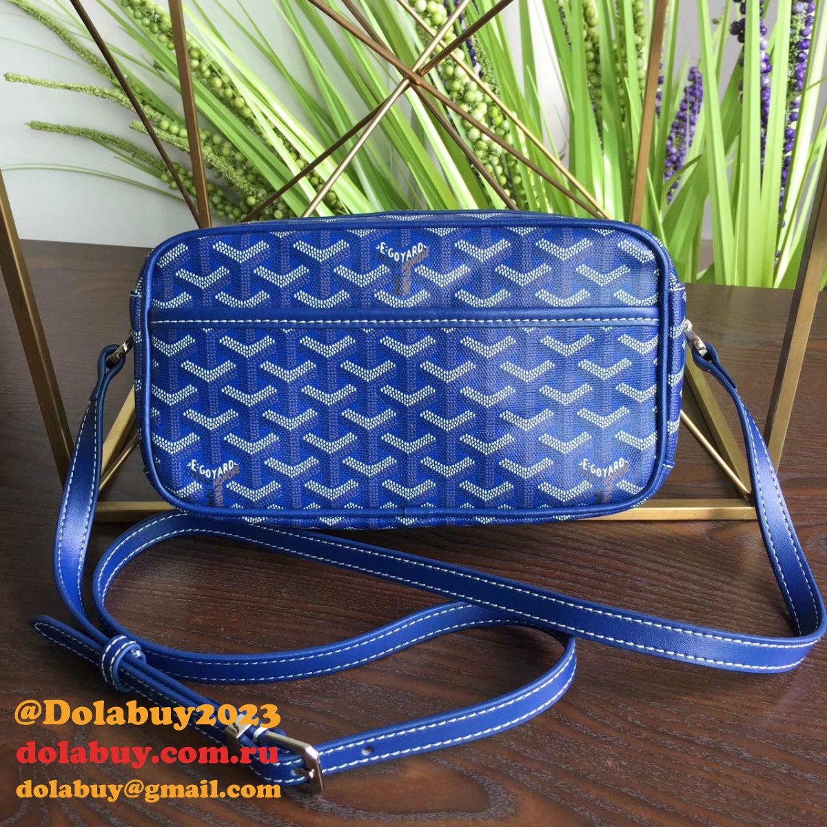 Where to Find the Best Replicas Goyard Capvert Crossbody Bag