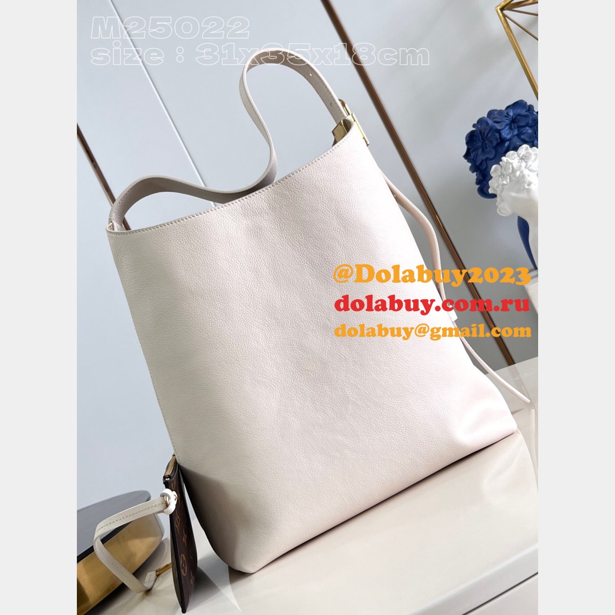 Luxury Louis Vuitton Low Key Hobo MM M24856 High Replicas Bag