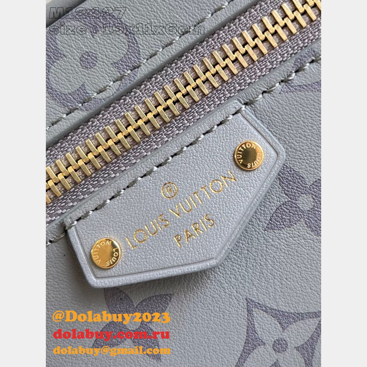 UK Louis Vuitton Replica Vanity Chain Pouch Fashion M12427 Bag