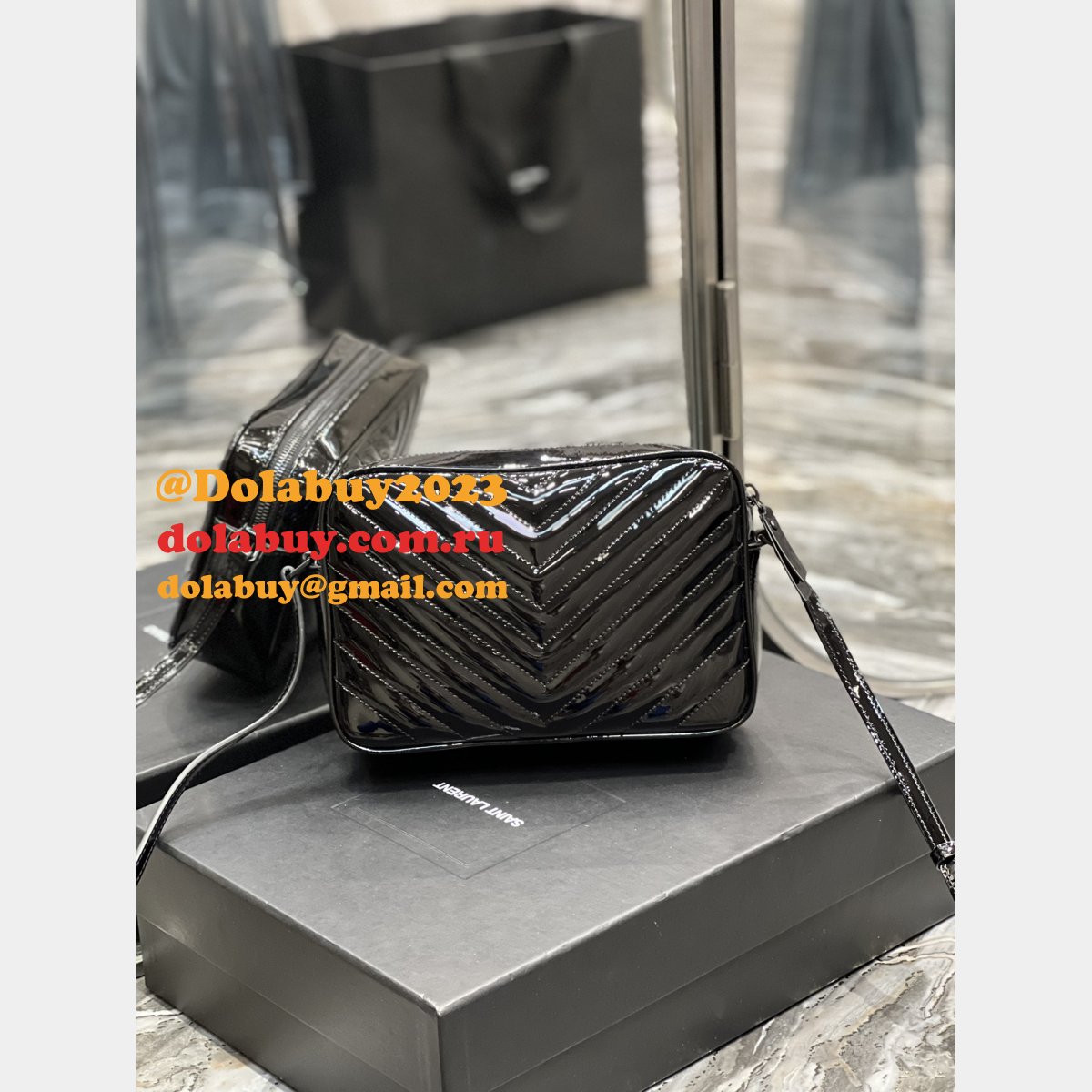 Designer Replica Camera 520534 YSL Handbags Online China