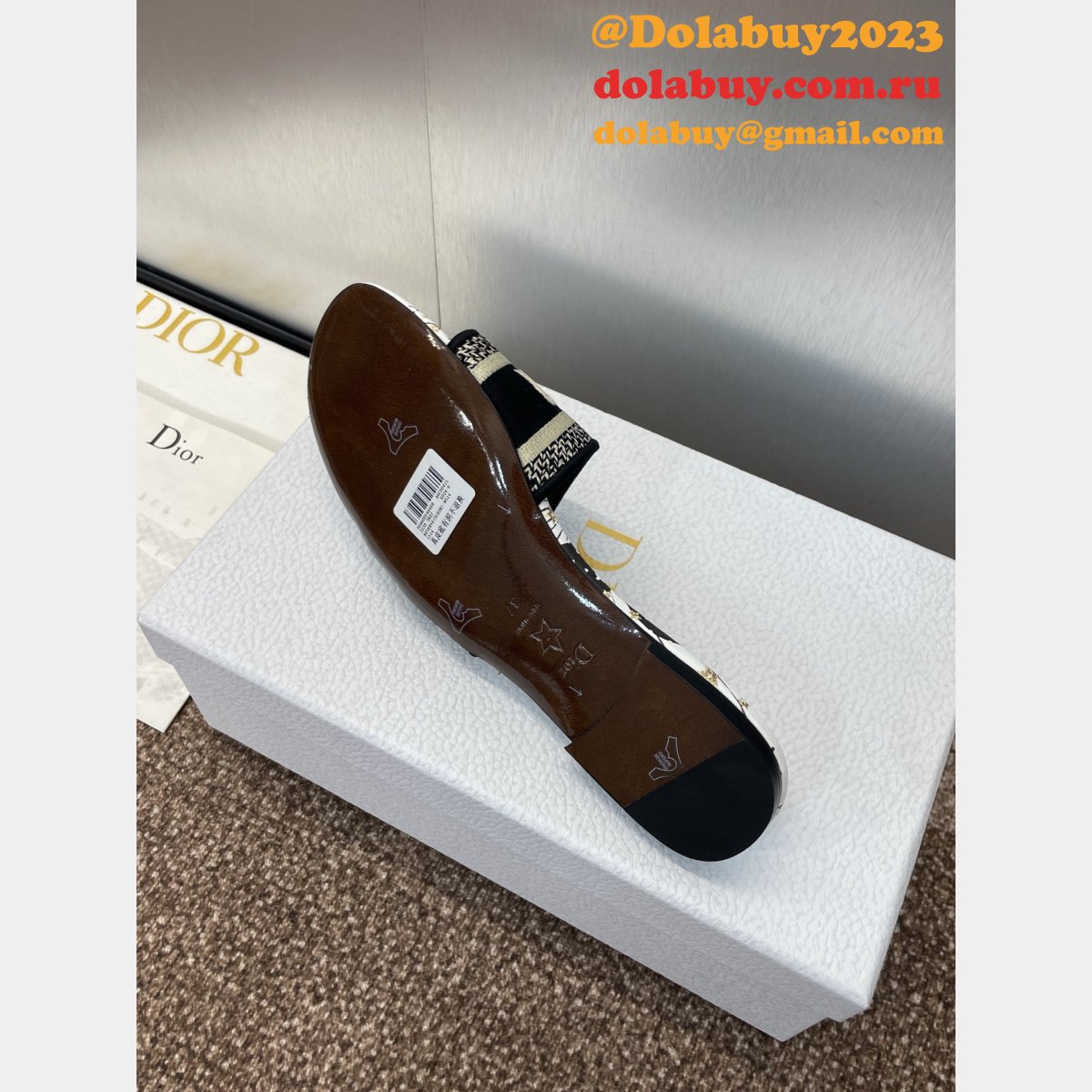 7 Star Dior Dway Slide Flat