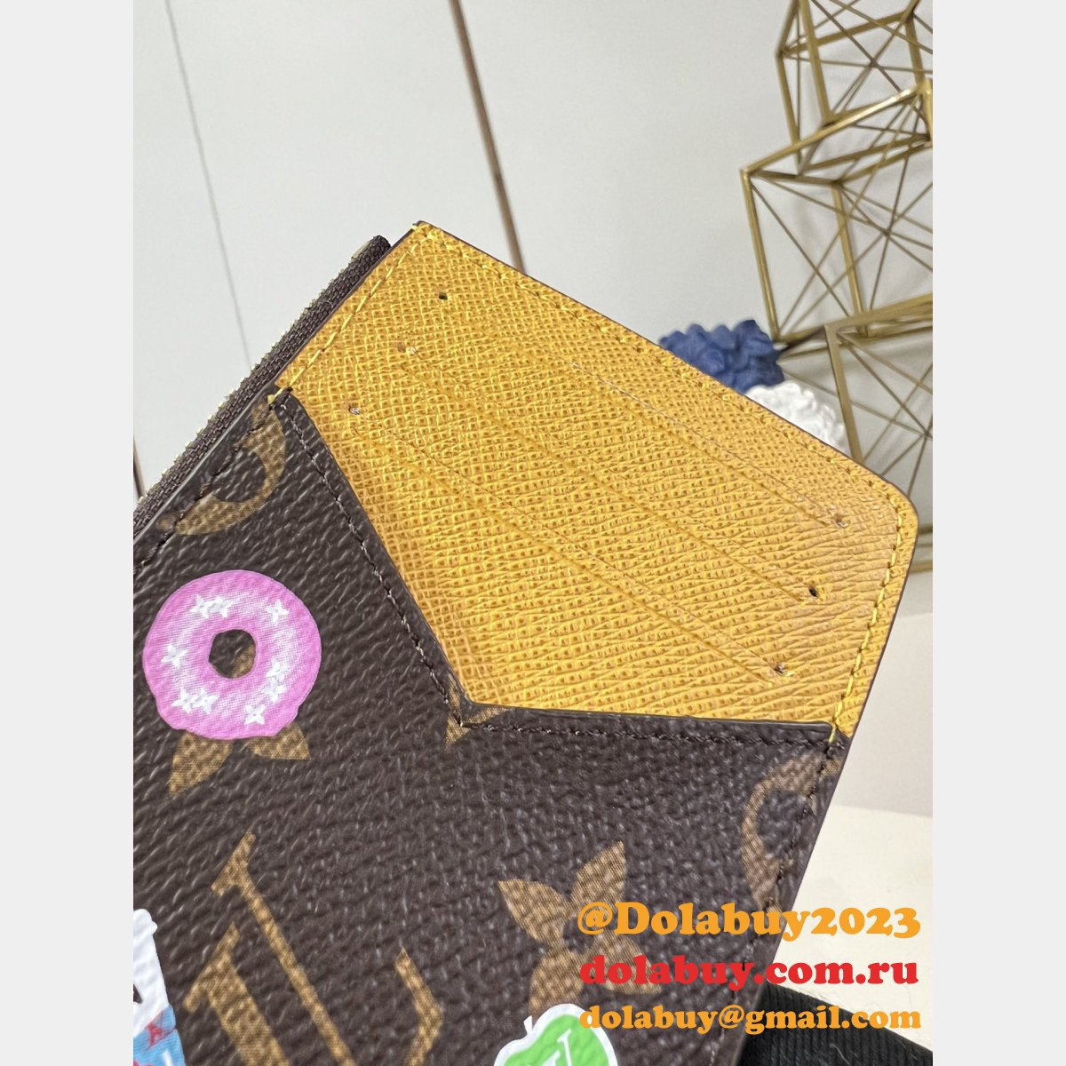 Louis Vuitton Designer Zippy Nano Noé Lisa Wallet Knockoff