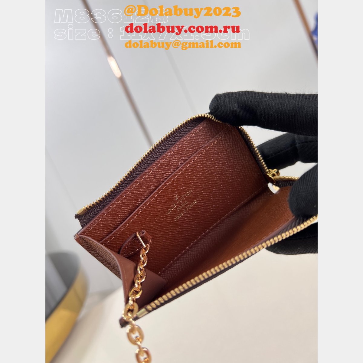 Noa Key Holder M83585/M41938/M83612 Shop Louis Vuitton Designer Replica Bag