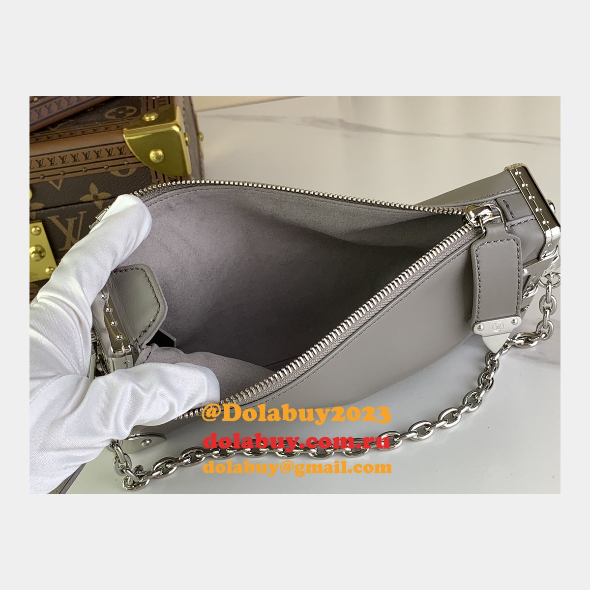 Slim Trunk Perfect Top Quality Louis Vuitton M25445 Knockoff Bag