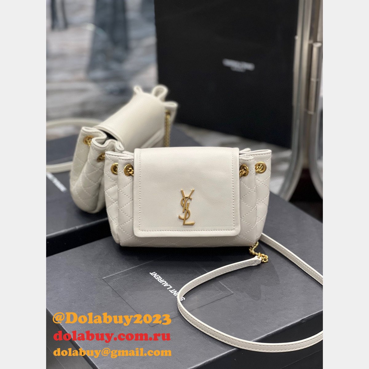 Saint Laurent Designer Replica YSL Nolita Lambskin 672738 Bag