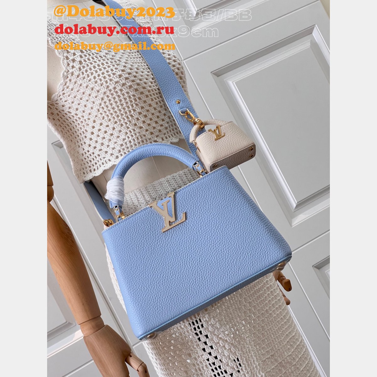 Louis Vuitton 7 Star M48865 Mother-Child Capucines High-Quality Replica Bags