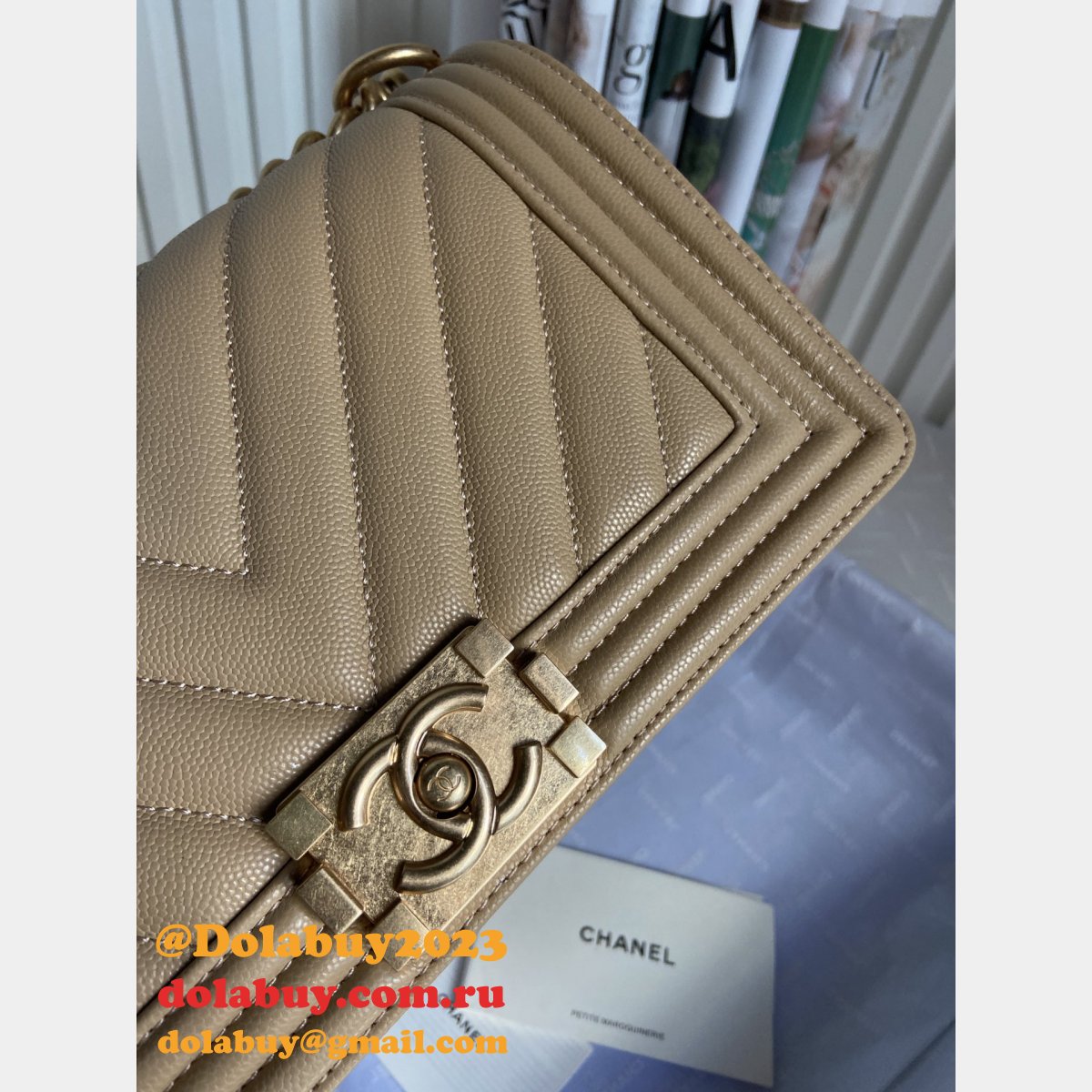 Buy top Replica CC V Le Boy Handbag caviar leather 25cm