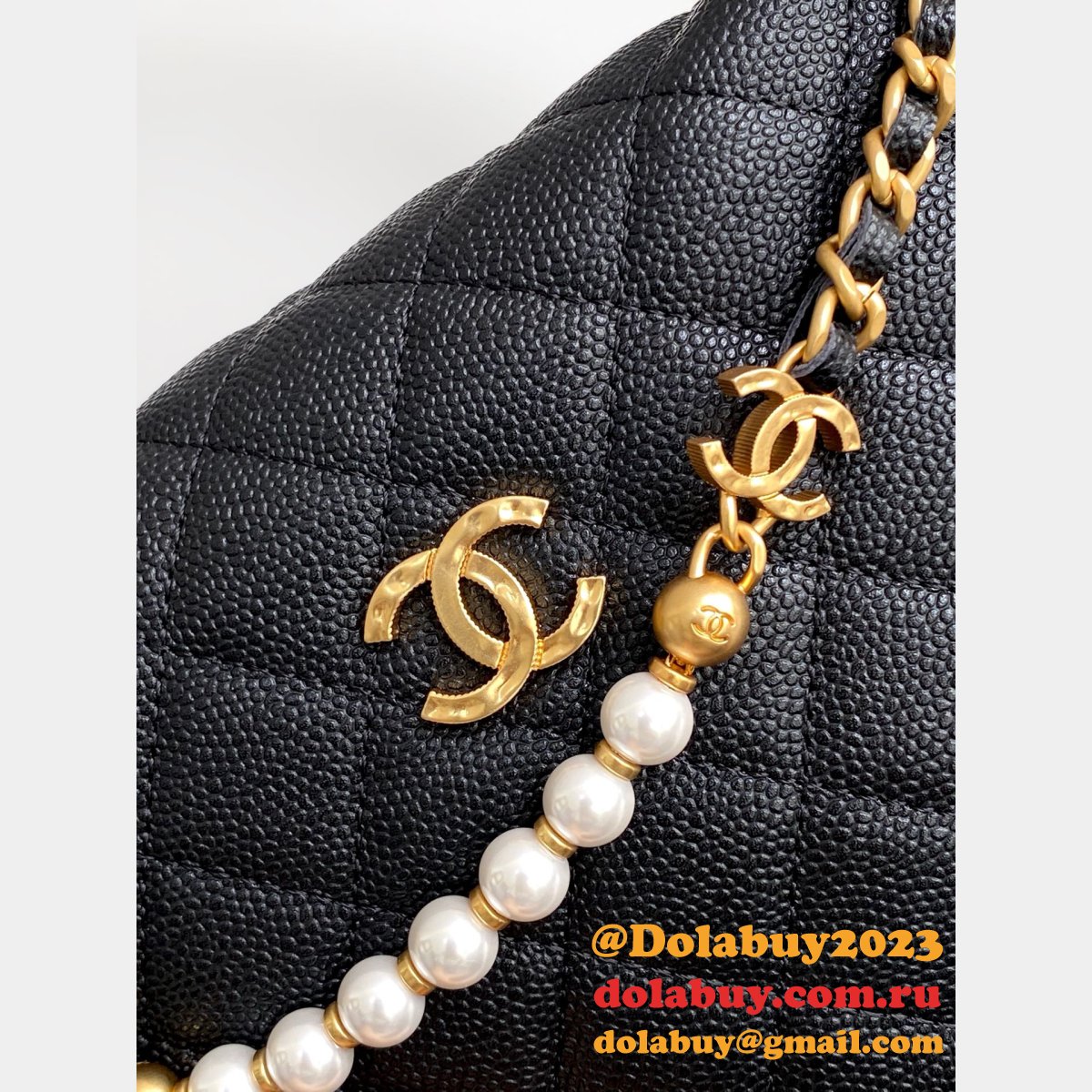 Luxury Replica Pouch Cases Grained Calfskin AP4584 Bag