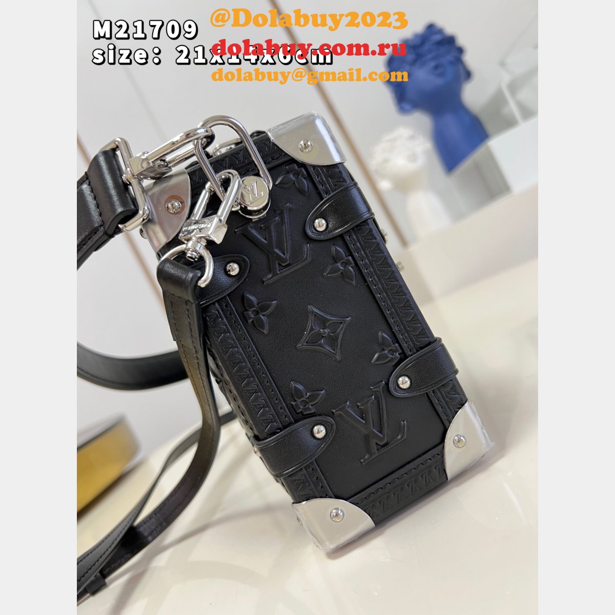 The Highest Quality Louis Vuitton Side Trunk H27 M21709 Black