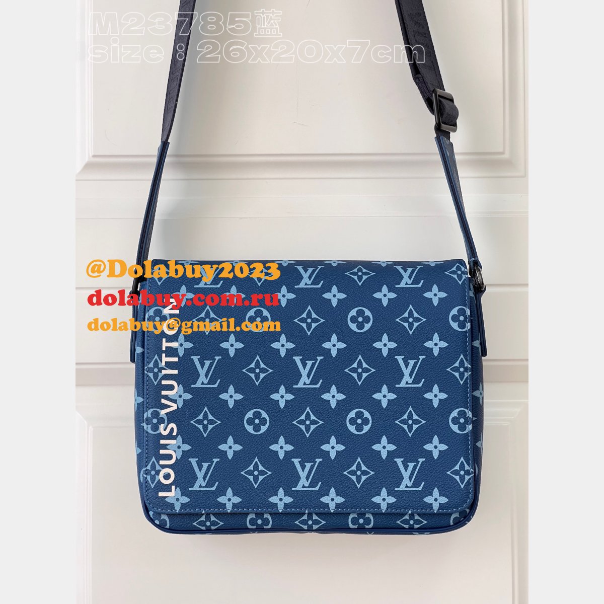 District 1:1 Mirror Monogram M23785 Men Louis Vuitton Replica Bag