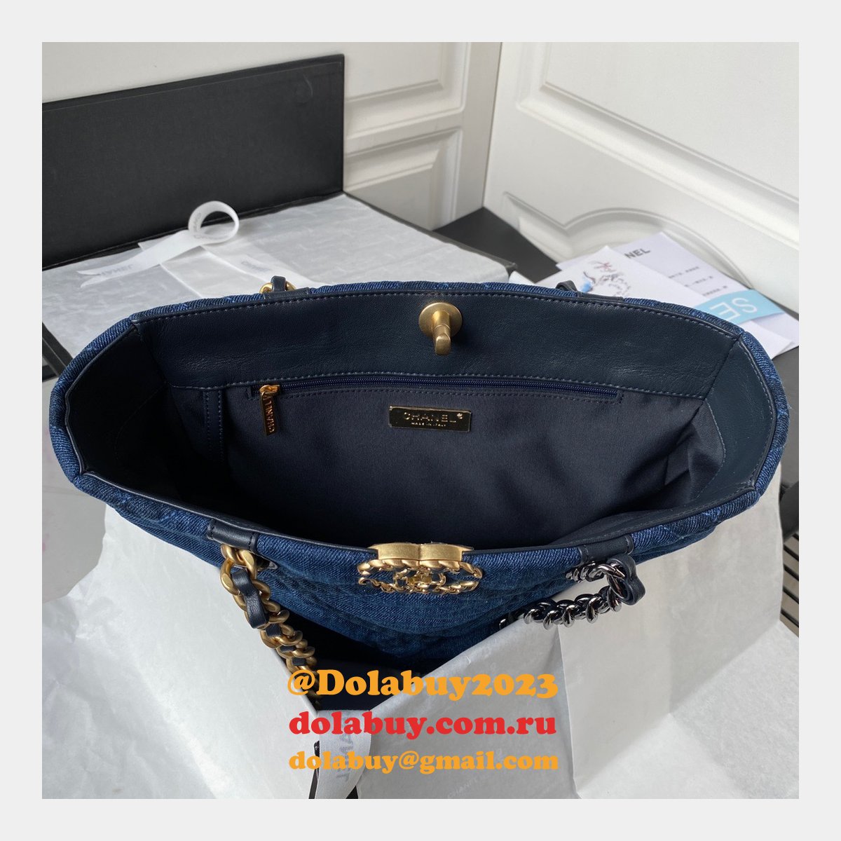 Use Dolabuy To Buy AS3519 Hobo Replica Designer Bags