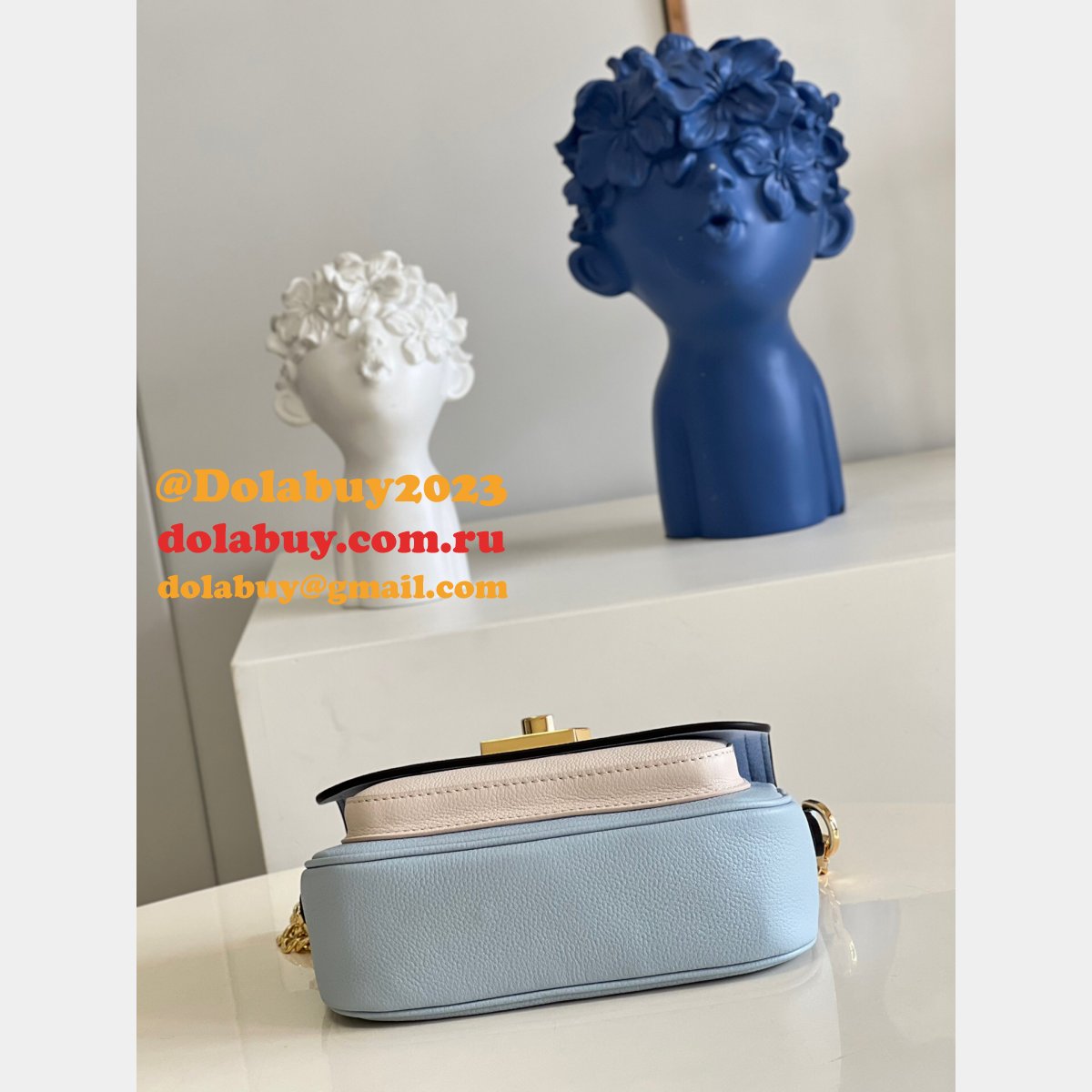 Louis Vuitton Replica Designer Lockme Tender M58557 Bag