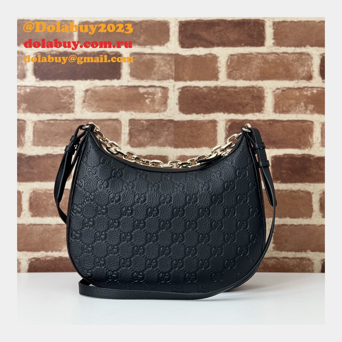 knockoff G*u*i gg emblem medium shoulder chain 820453 black bag