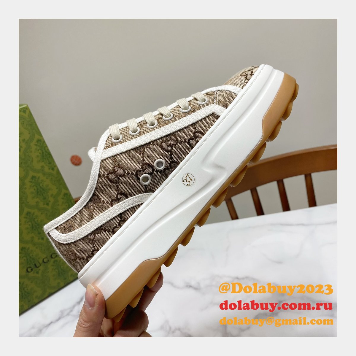 looking dolabuy to buy replica G*u*i casual shoes