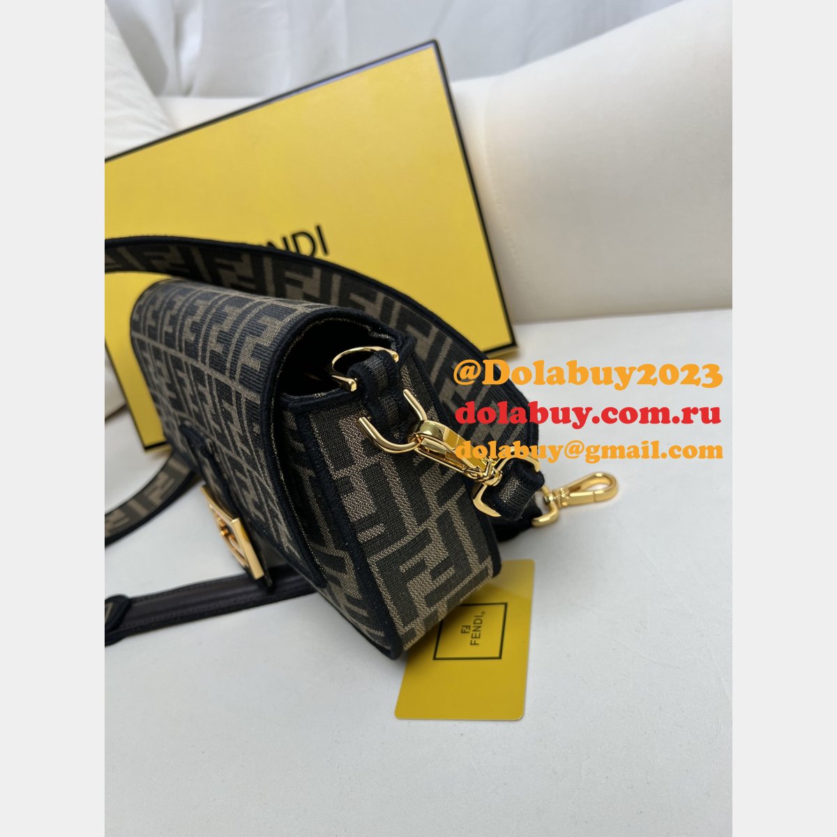 luxury F**di cheap medium iconic baguette handbag