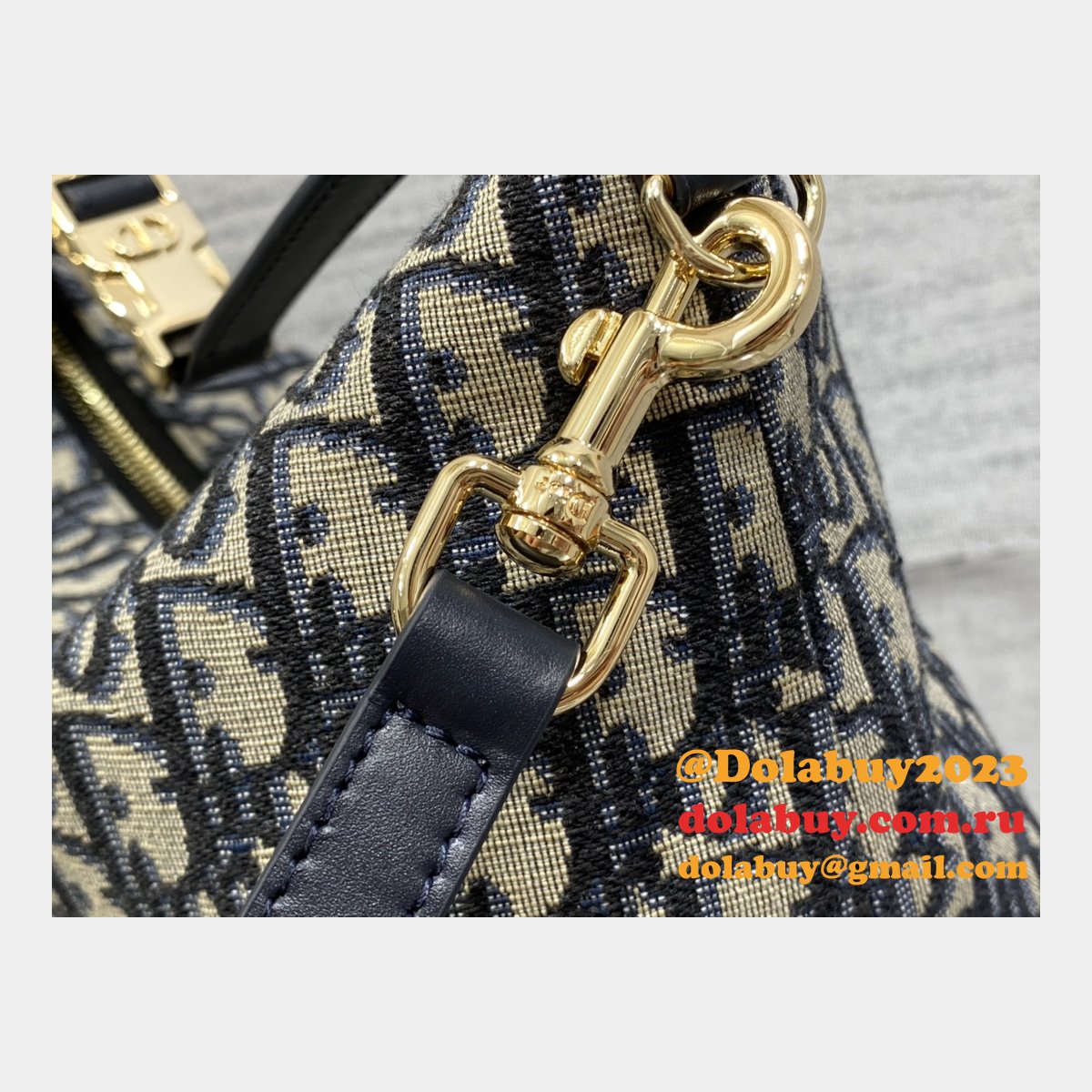 Dior Oblique Jacquard Replica 3103 Diortravel Nomad Pouch Blue