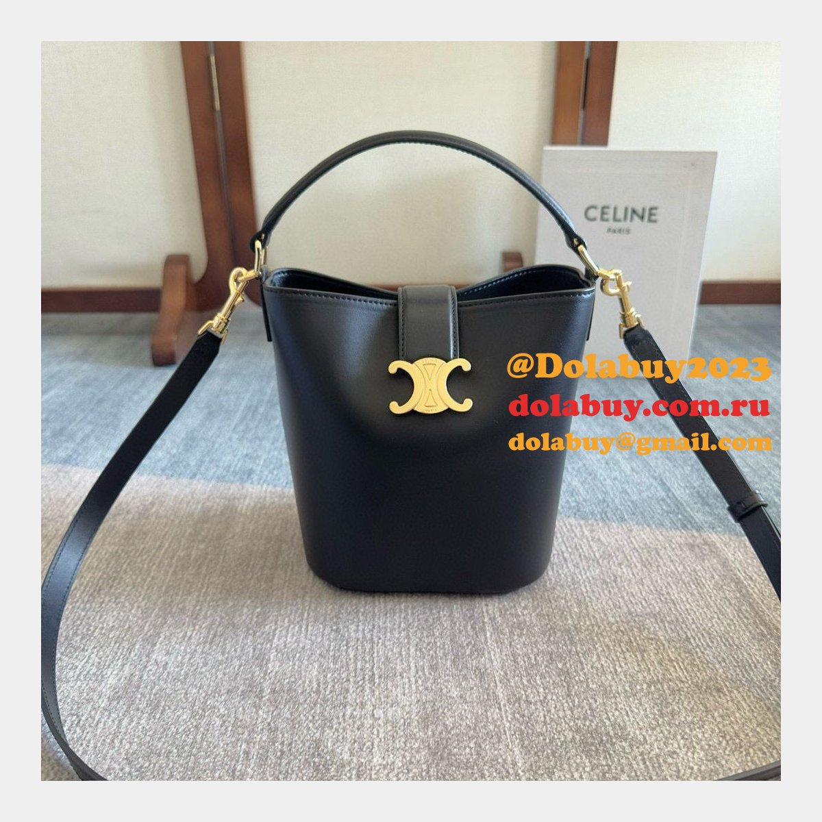 Celine SMALL BUCKET LOUISE IN SMOOTH CALFSKIN