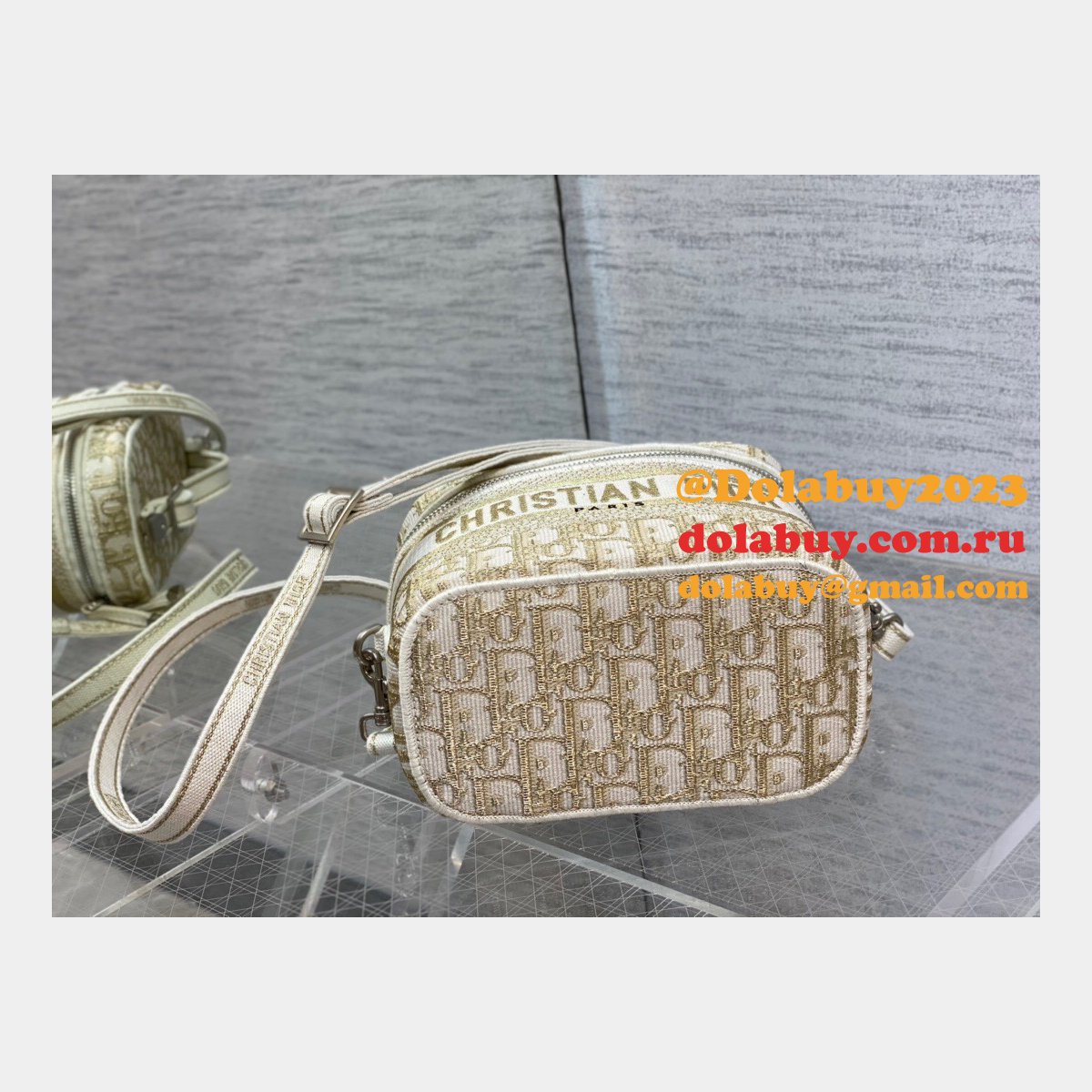 Can you buy knockoff Dior Cosmetic Makeup 18CM Bags