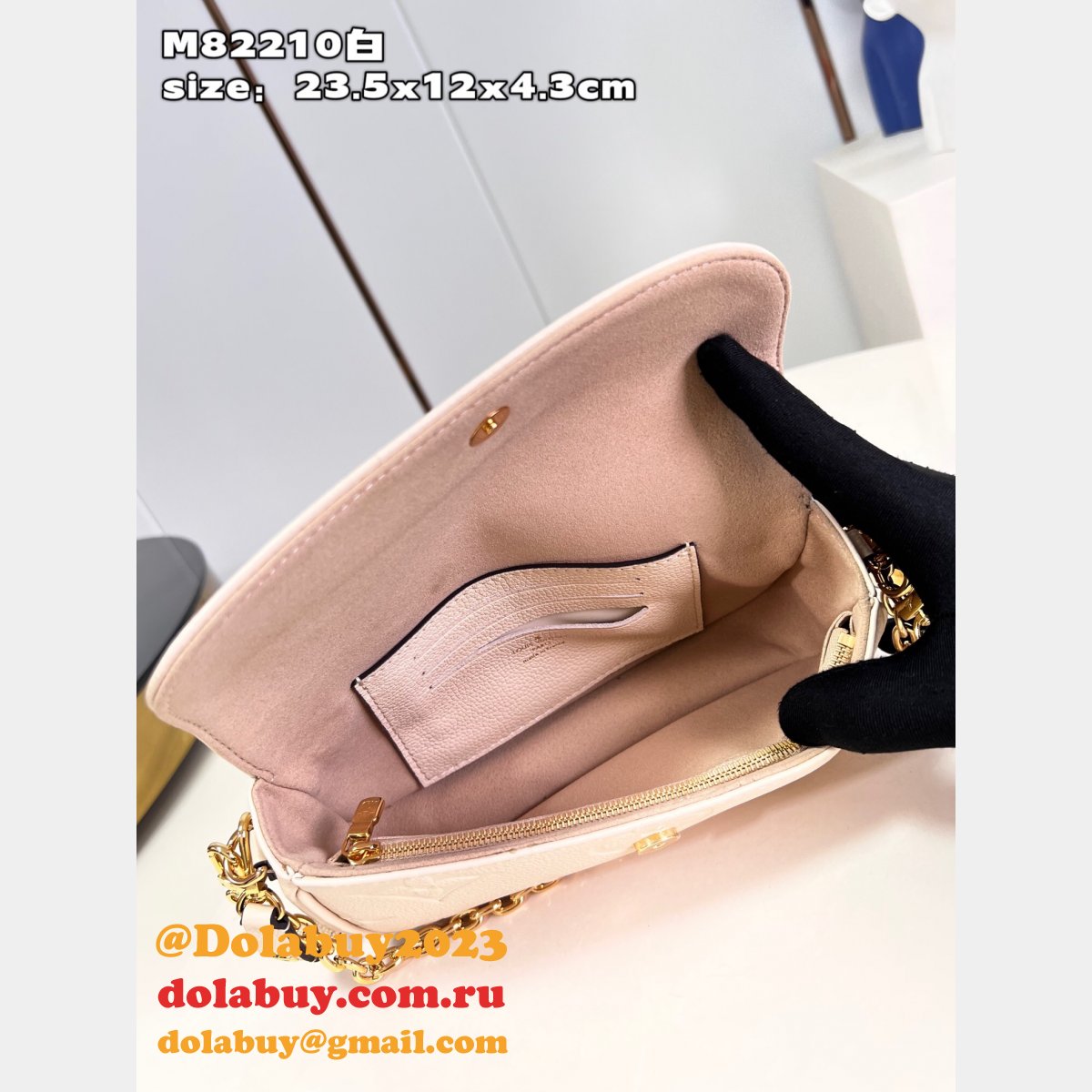 Louis Vuitton Wallet M82210 Chain Ivy Monogram Empreinte Replica Bag