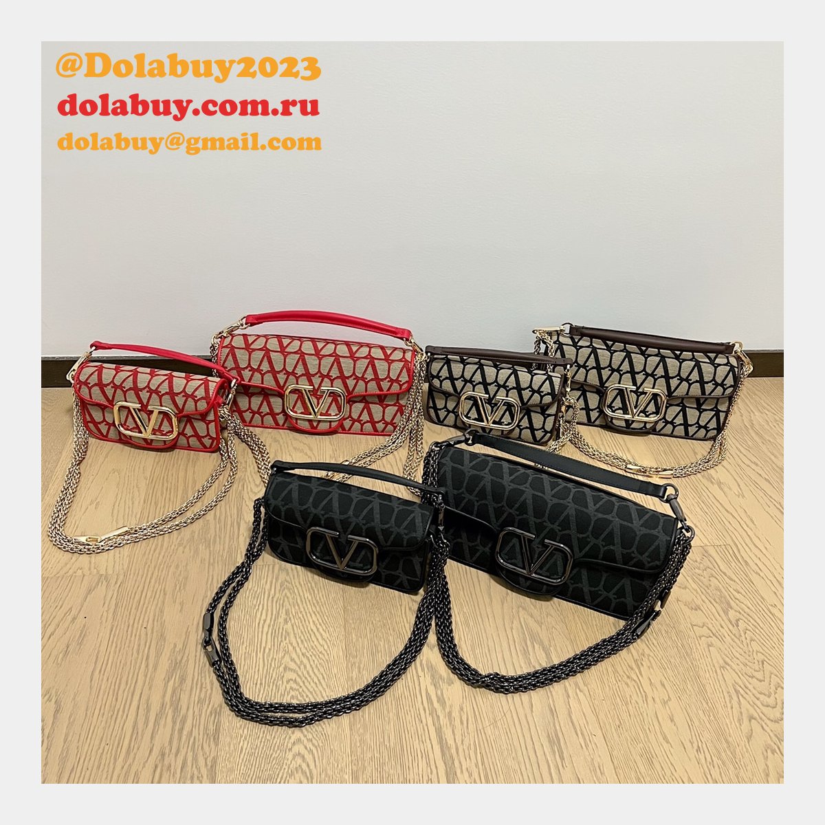 Shop Valentino Garavani 1133 Locò VLogo Signature Replica Bags Sale