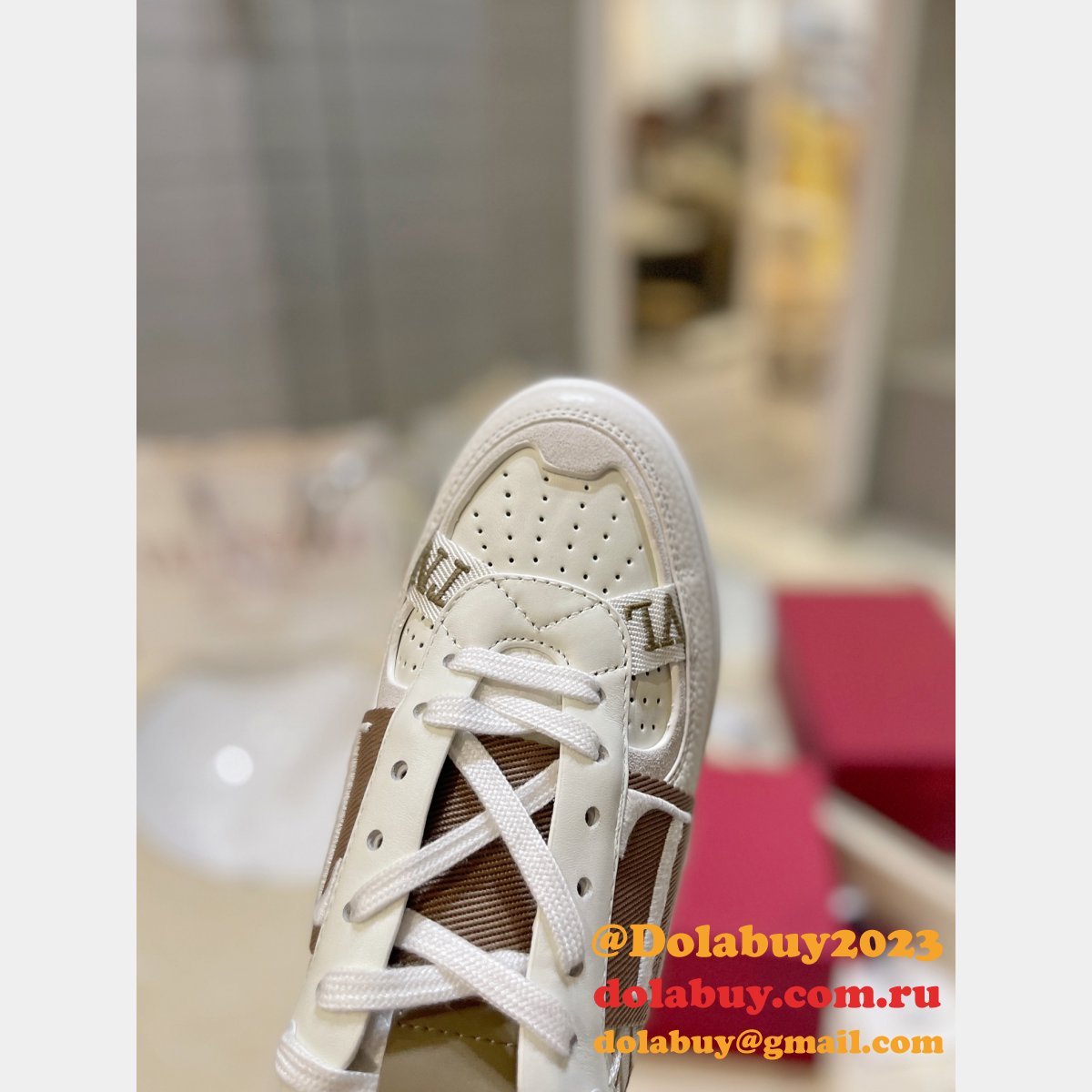 Fake Valentino Shoes Replica Sales 1:1 Mirror Online