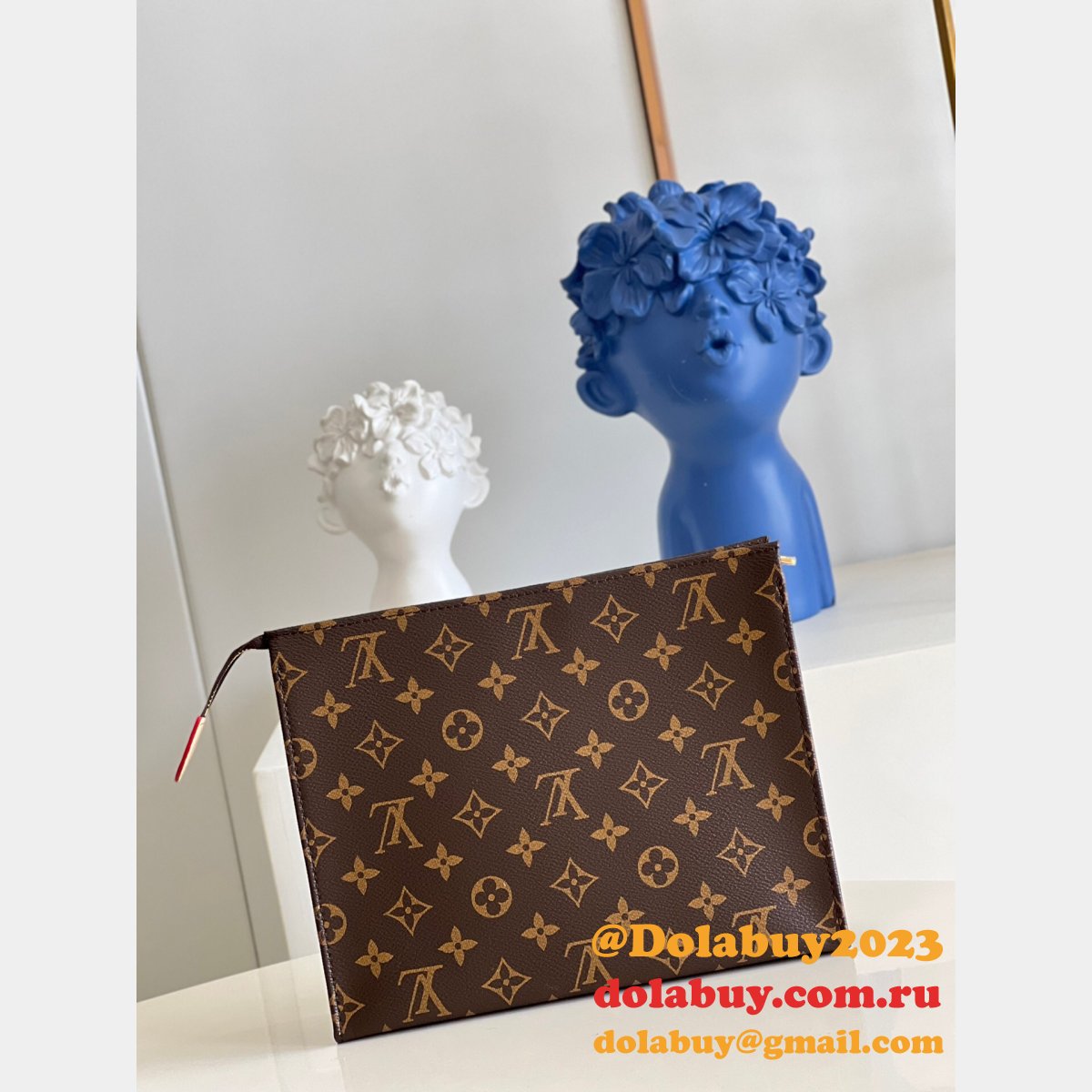 2022 Best High Quality Louis Vuitton Toiletry Pouch M47542 Replica bags