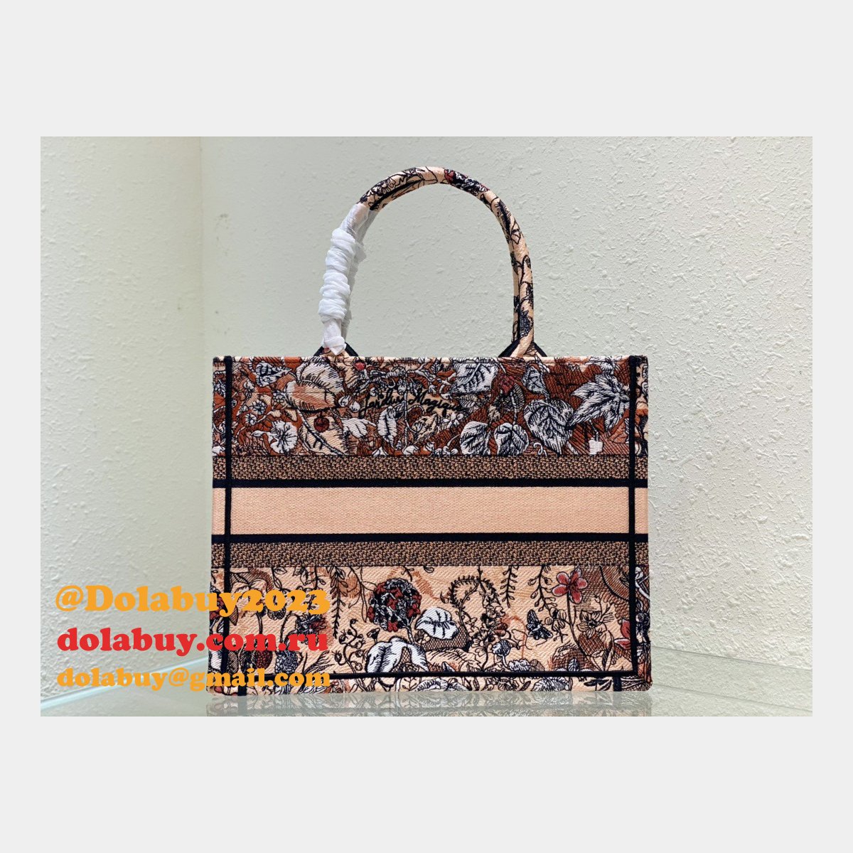 Best Fashion Christian Dior CD Book Tote Cheap Replica Bag