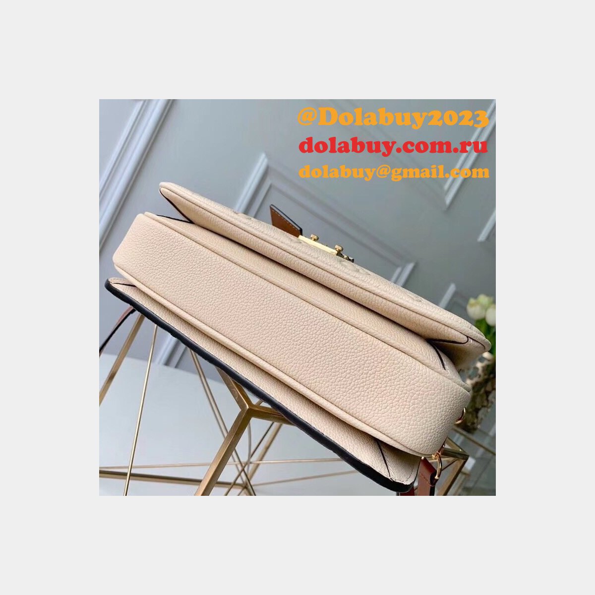 Cheap Louis Vuitton Pochette Metis Tan M53940