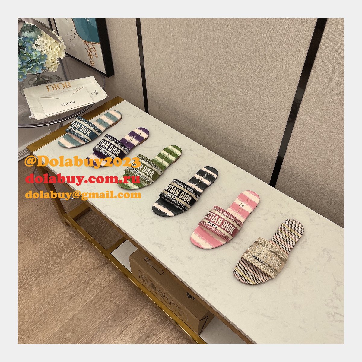 2021 Replica Christian Dior One-word embroidered slippers Shoes