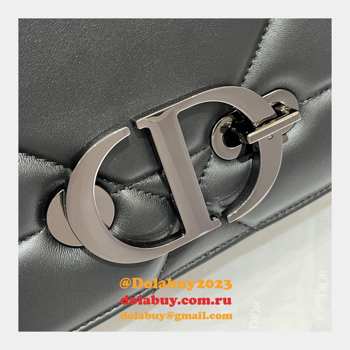 Christian Dior AAA+ Replica M5821 The Best Tote Bag