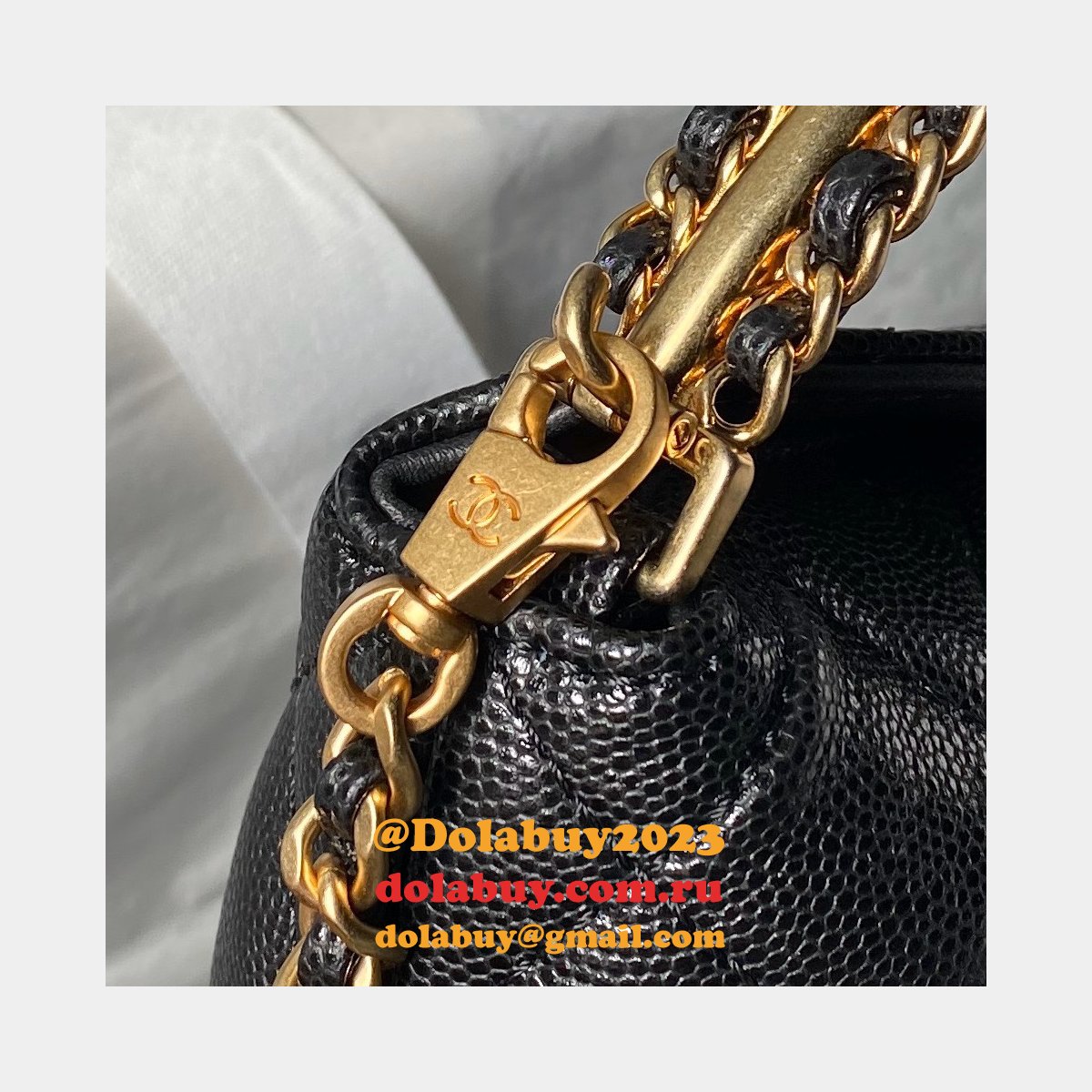 Duplicate Shop Knockoff AP4066 Black/White Shoulder Bags