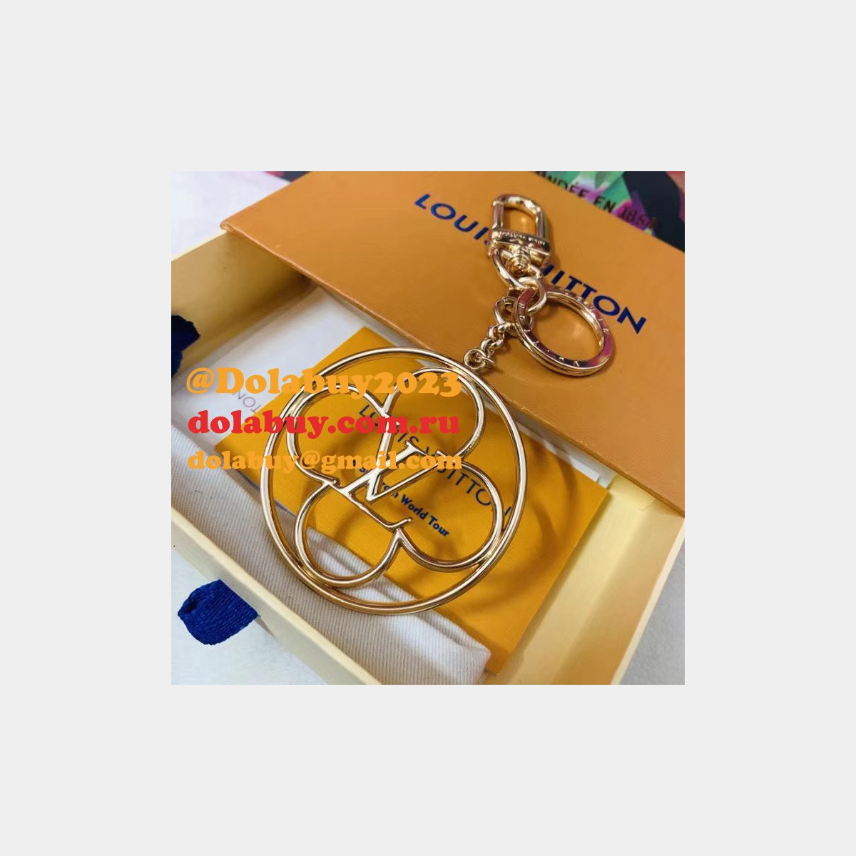 Louis Vuitton Flower Finesse Bag Charm M69002 Key Holder