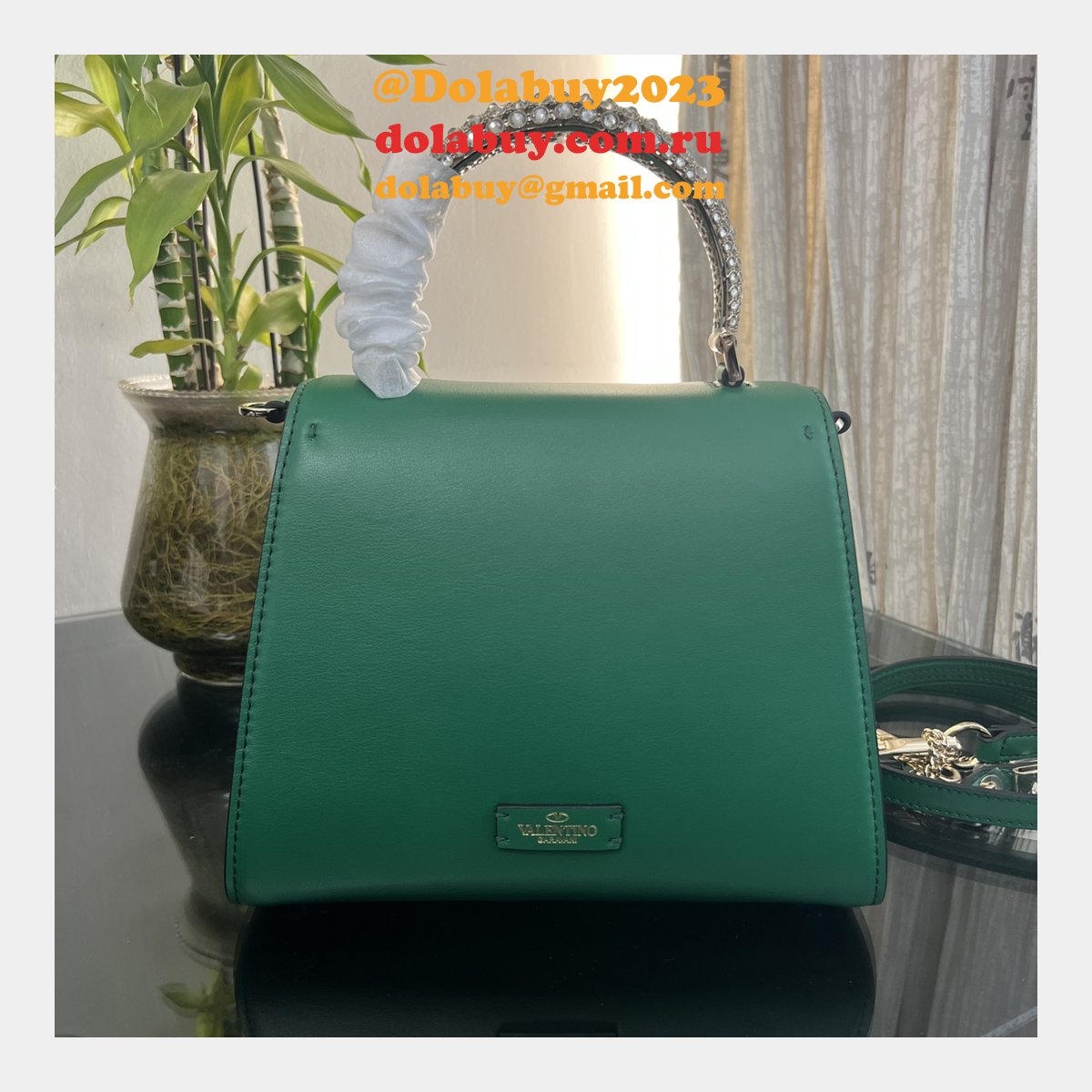 Top Quality Valentino VSLING Small Calf Handbag 2082