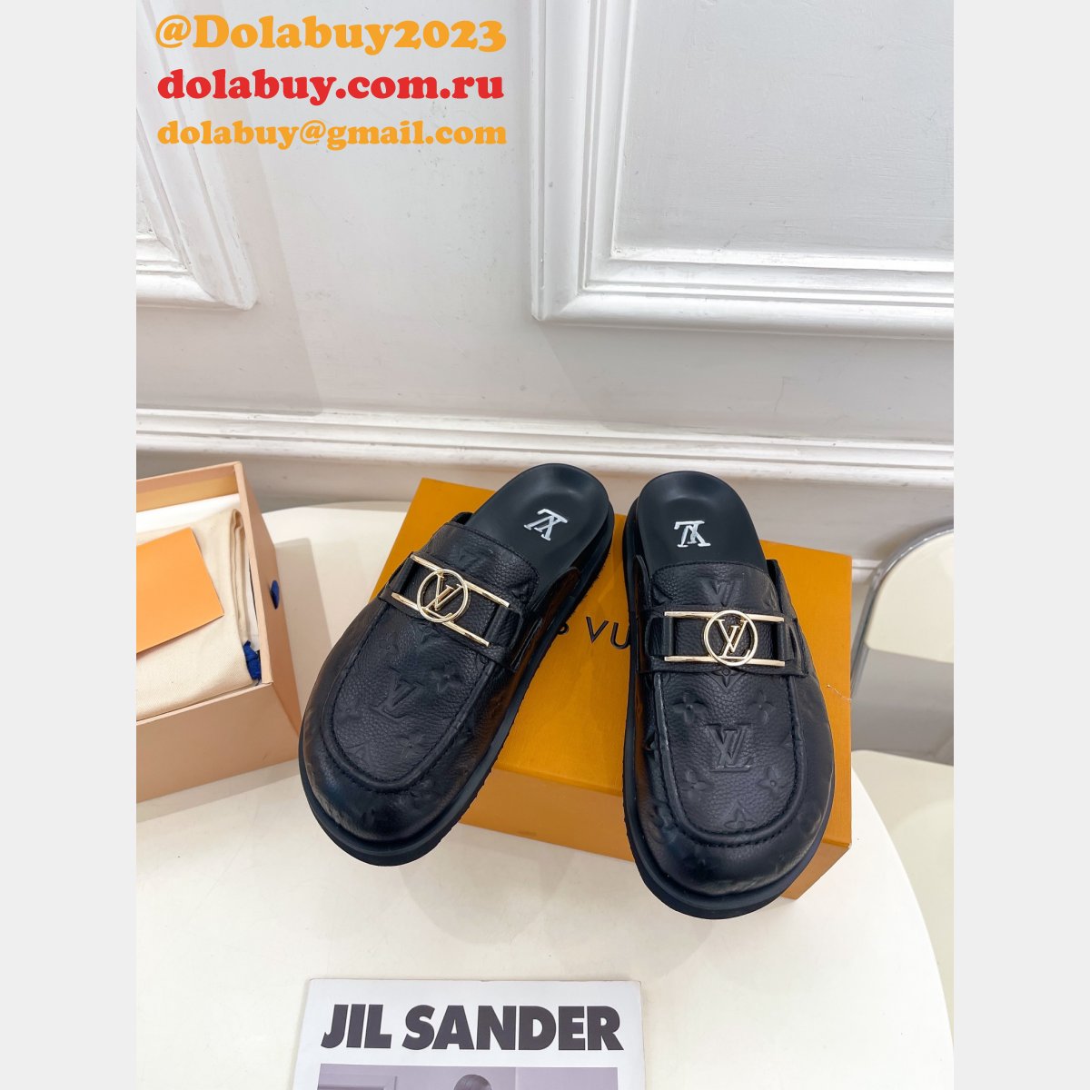 Upper Case Flat Open Back 1A884I Loafer Replica Louis Vuitton Shoes