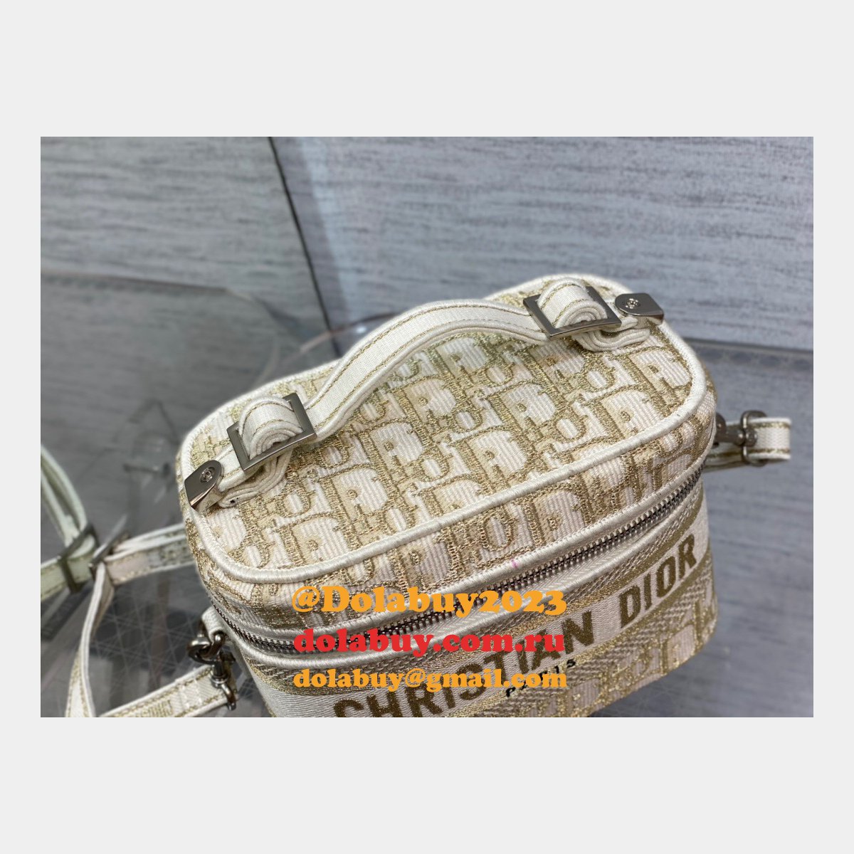 Can you buy knockoff Dior Cosmetic Makeup 18CM Bags