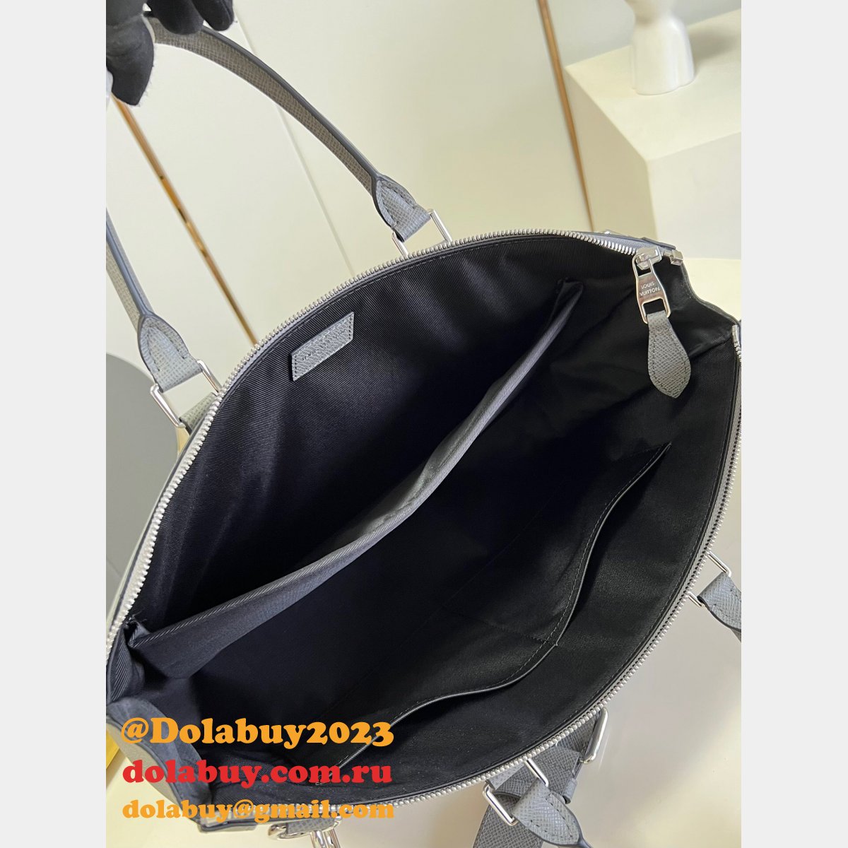 Louis Vuitton Copy Slim Briefcase Taiga Leather M30810 Men Bag