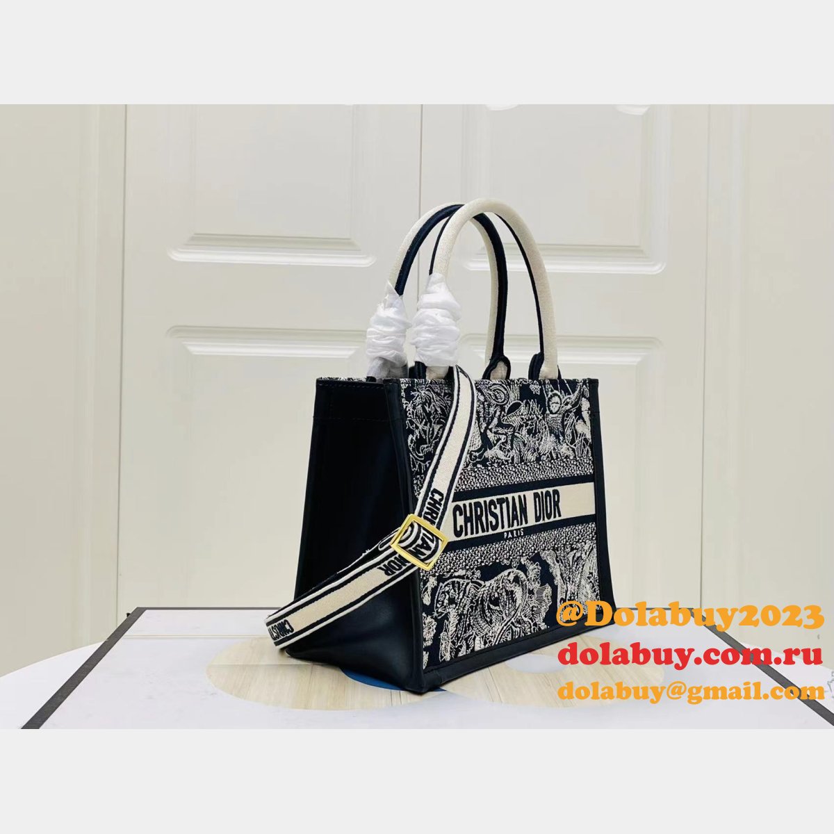 Fashion DIOR BOOK TOTE WITH STRAP NEW Designer