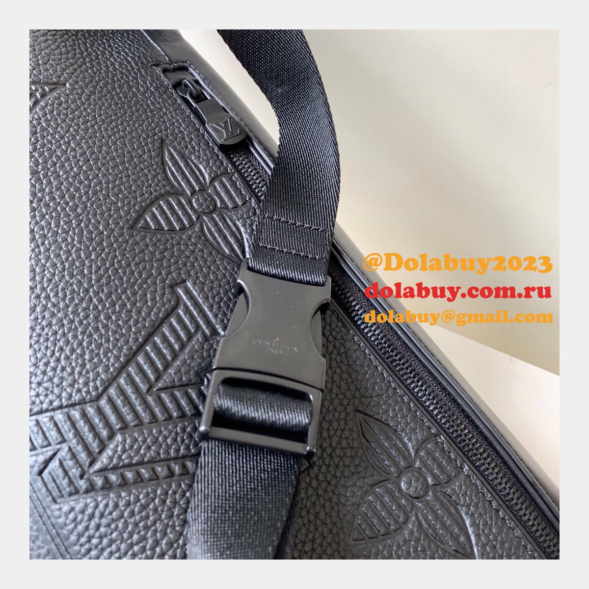 Louis Vuitton 7 Star Discovery Bumbag Taurillon Leather in Black
