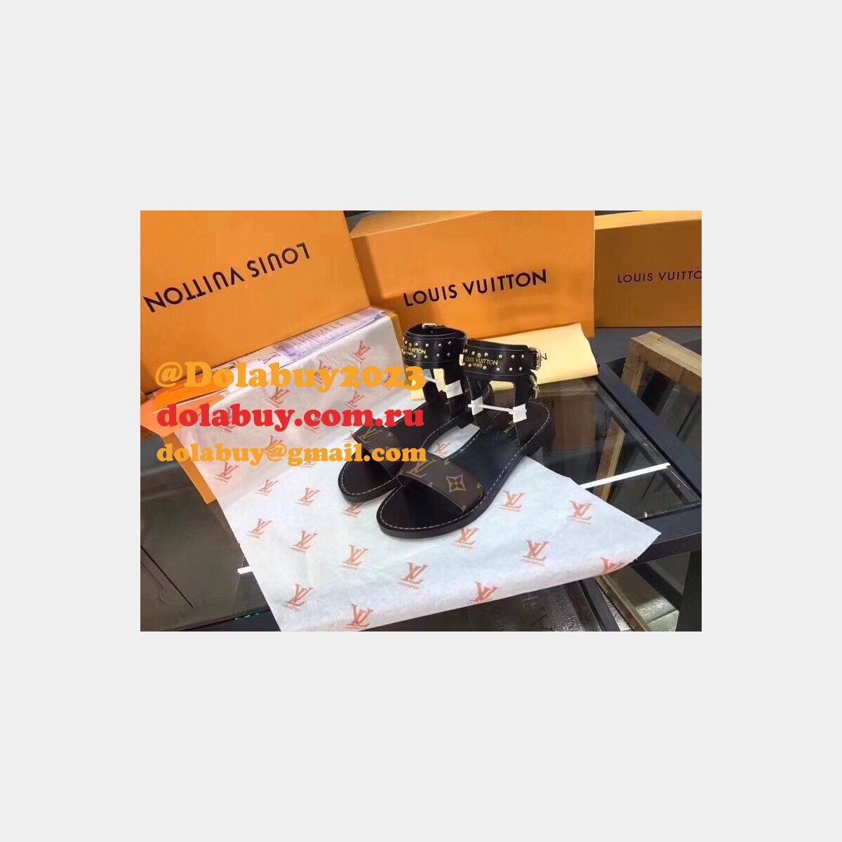 Louis Vuitton Sandals 003