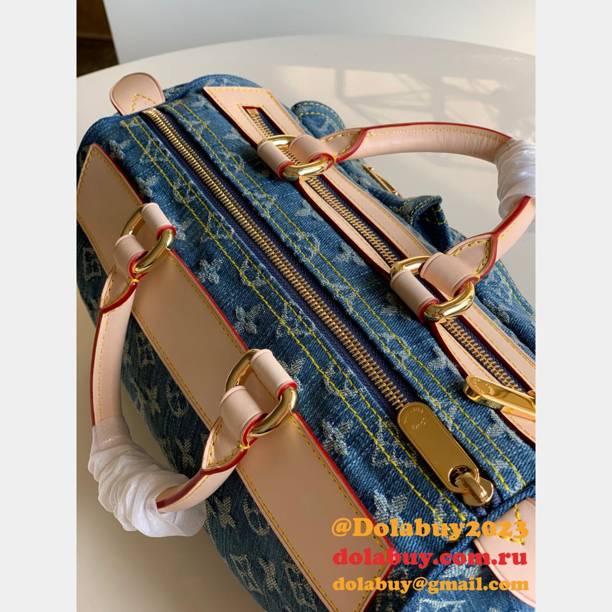 UK Louis Vuitton Wholesale Neo Speedy M95019 Fake Handbag