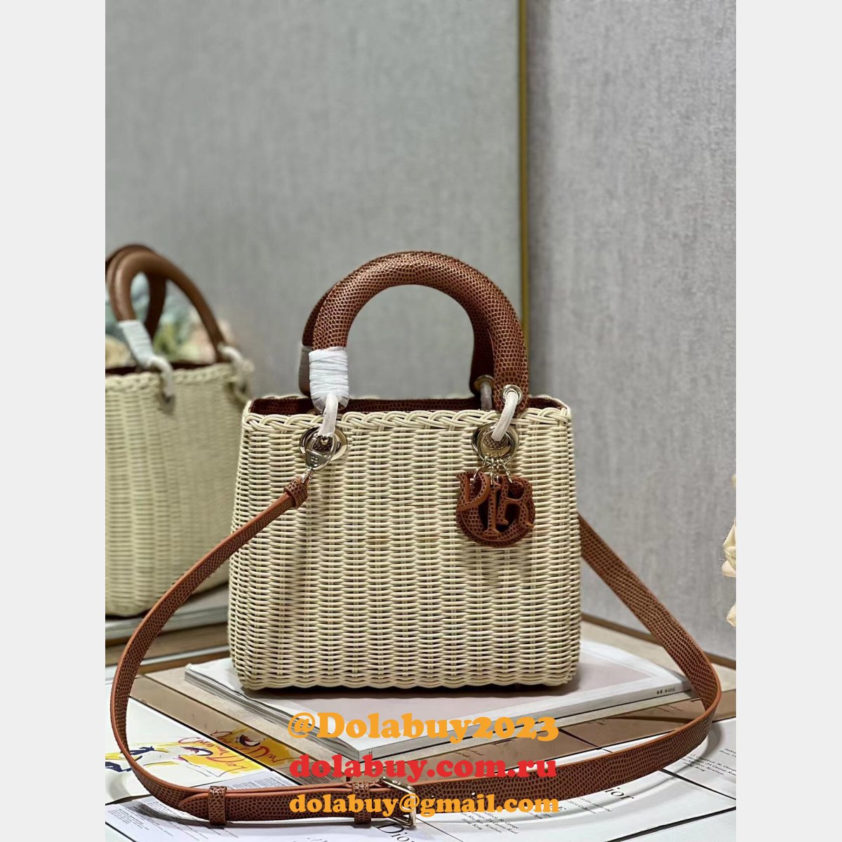 What The Best Lady Book Tote Replica Christian Dior 9989 Bags