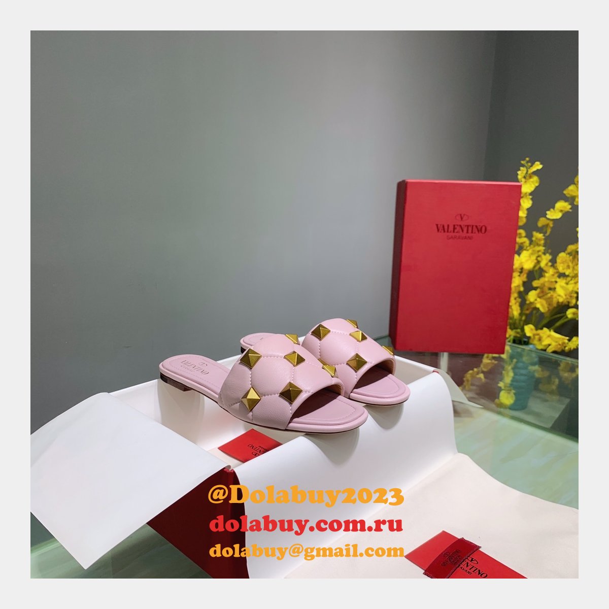 Top Quality Replica Factory Valentino Rivet slippers