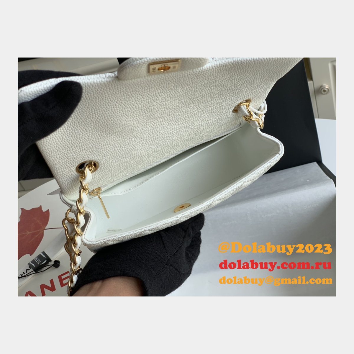 Top Quality CC Caviar Leather Flap Bag 1116 20CM